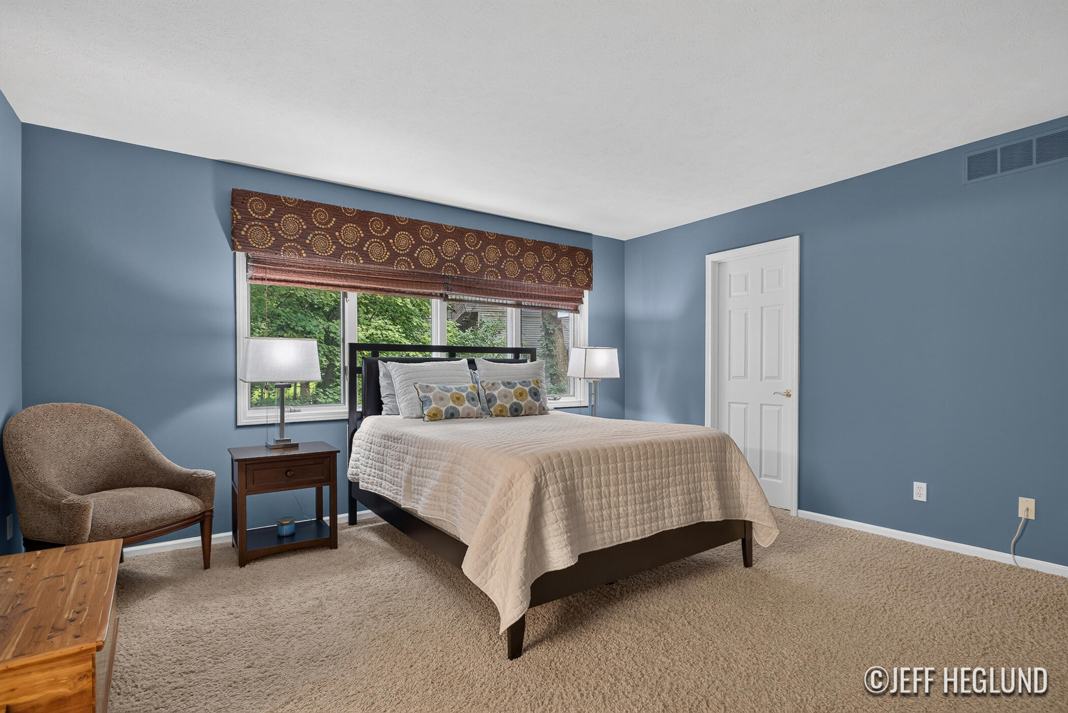 1926 Country Brook Drive SE Ada MI 49301