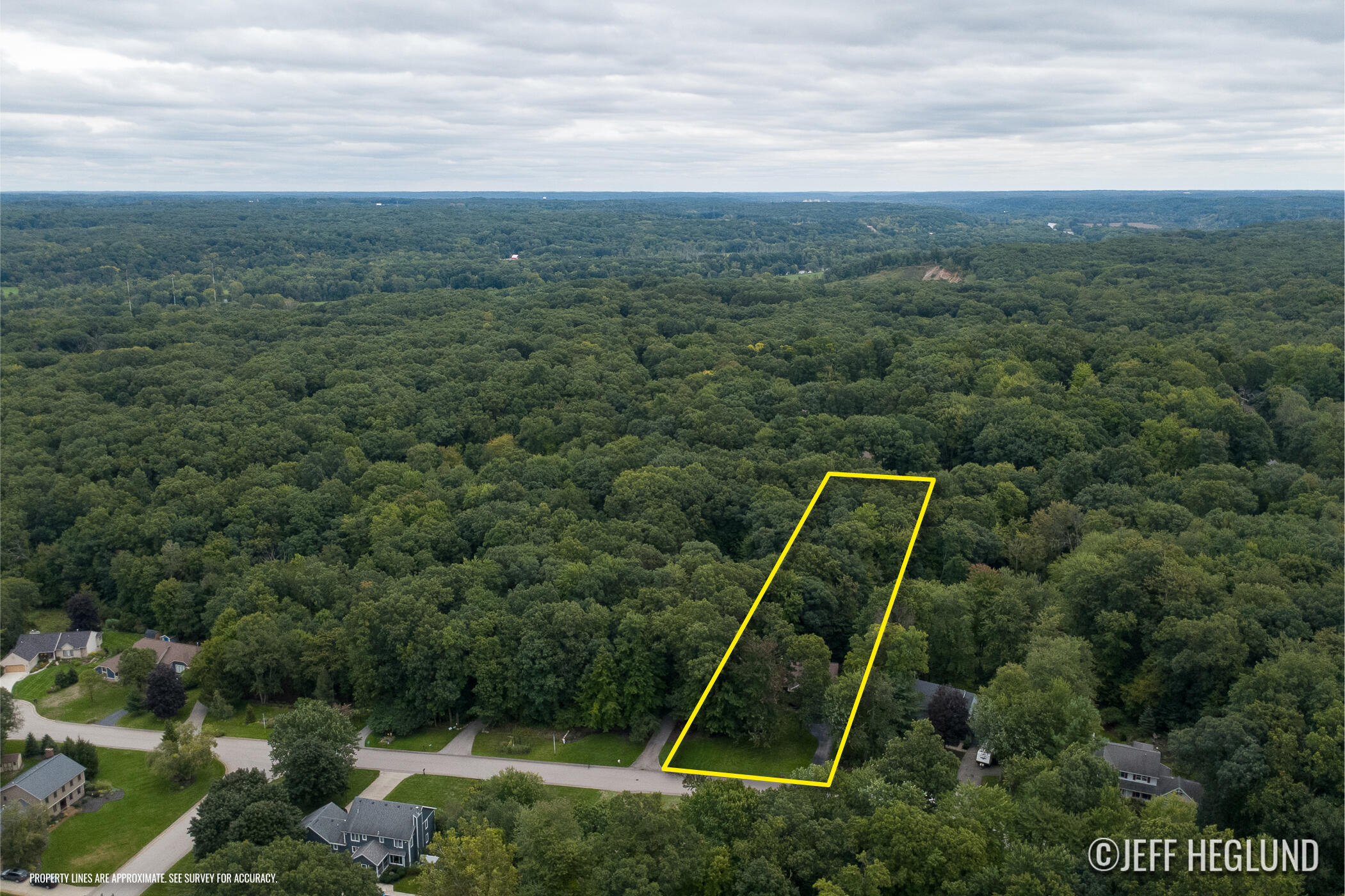 1926 Country Brook Drive SE Ada MI 49301