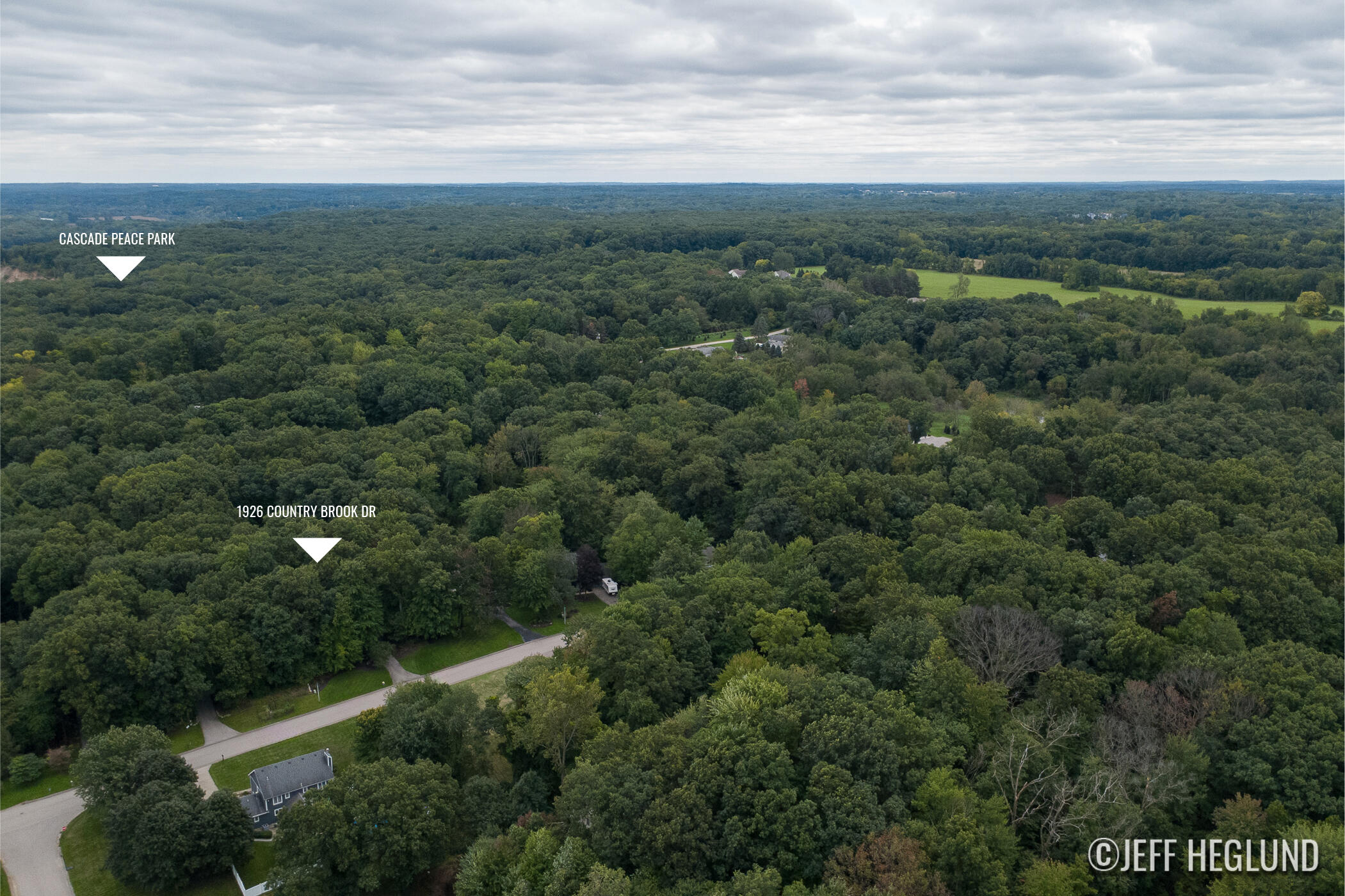 1926 Country Brook Drive SE Ada MI 49301