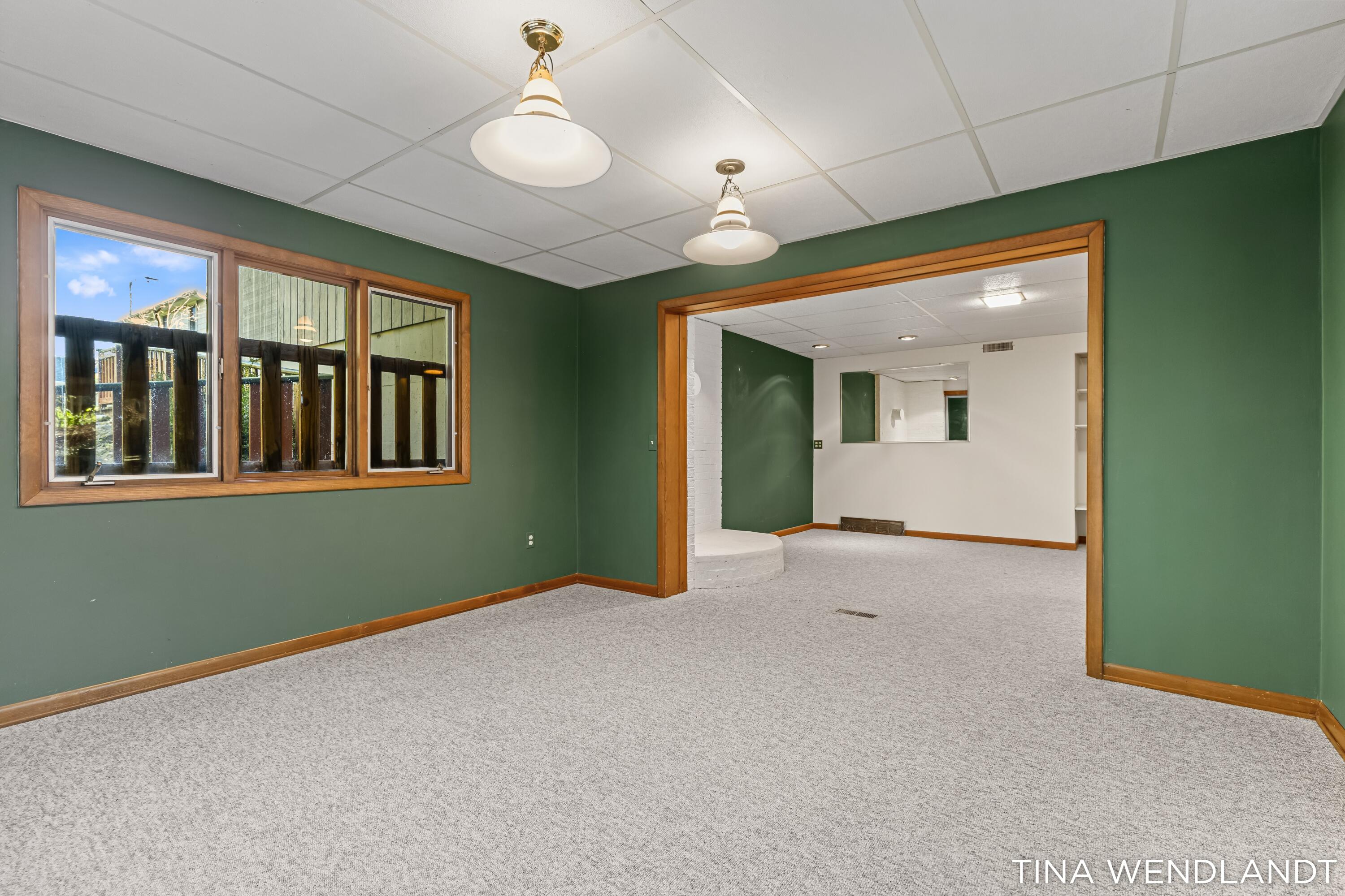 3737 Keeweenaw Drive NE Grand Rapids MI 49525