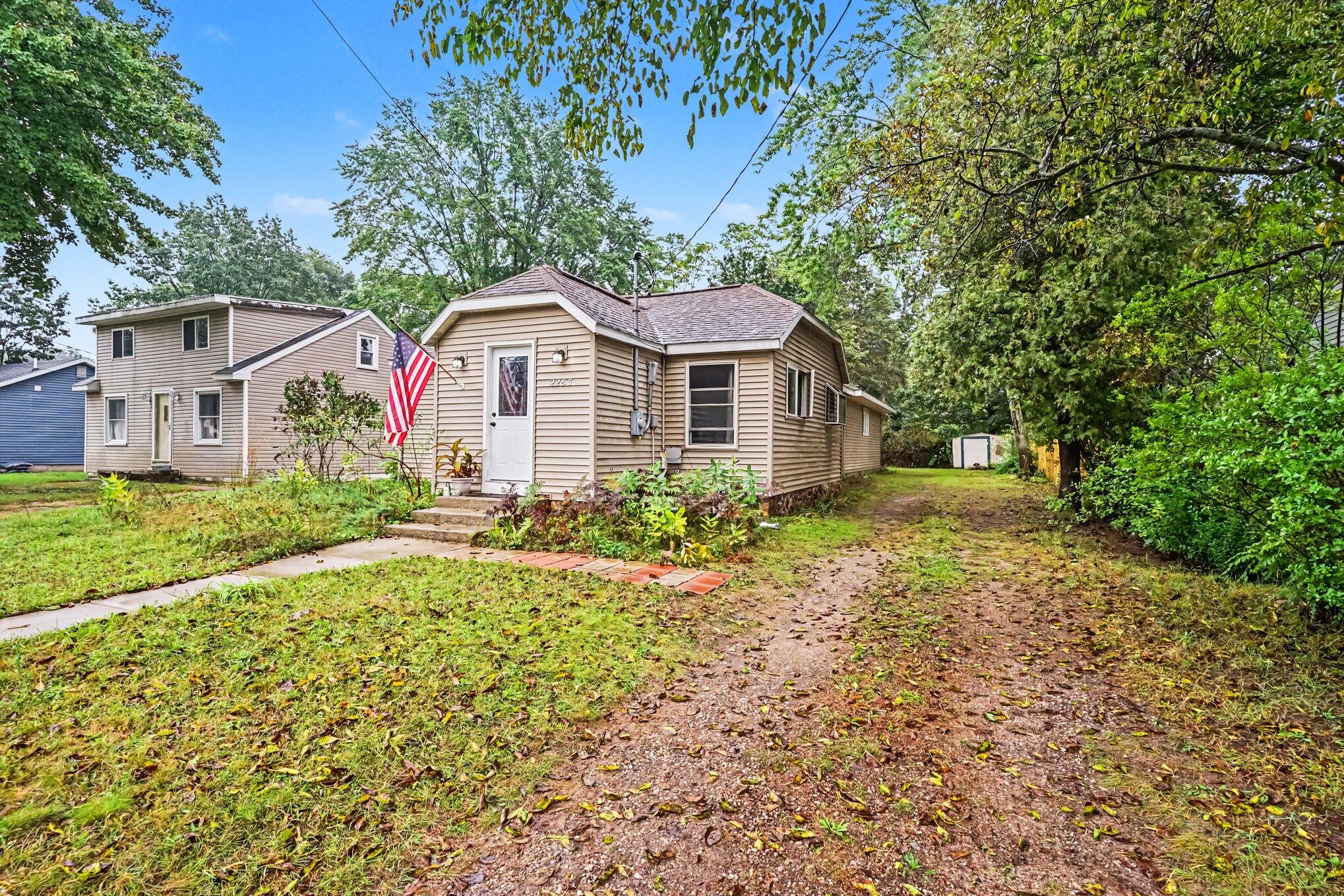 2283 Hughes Avenue Muskegon MI 49441