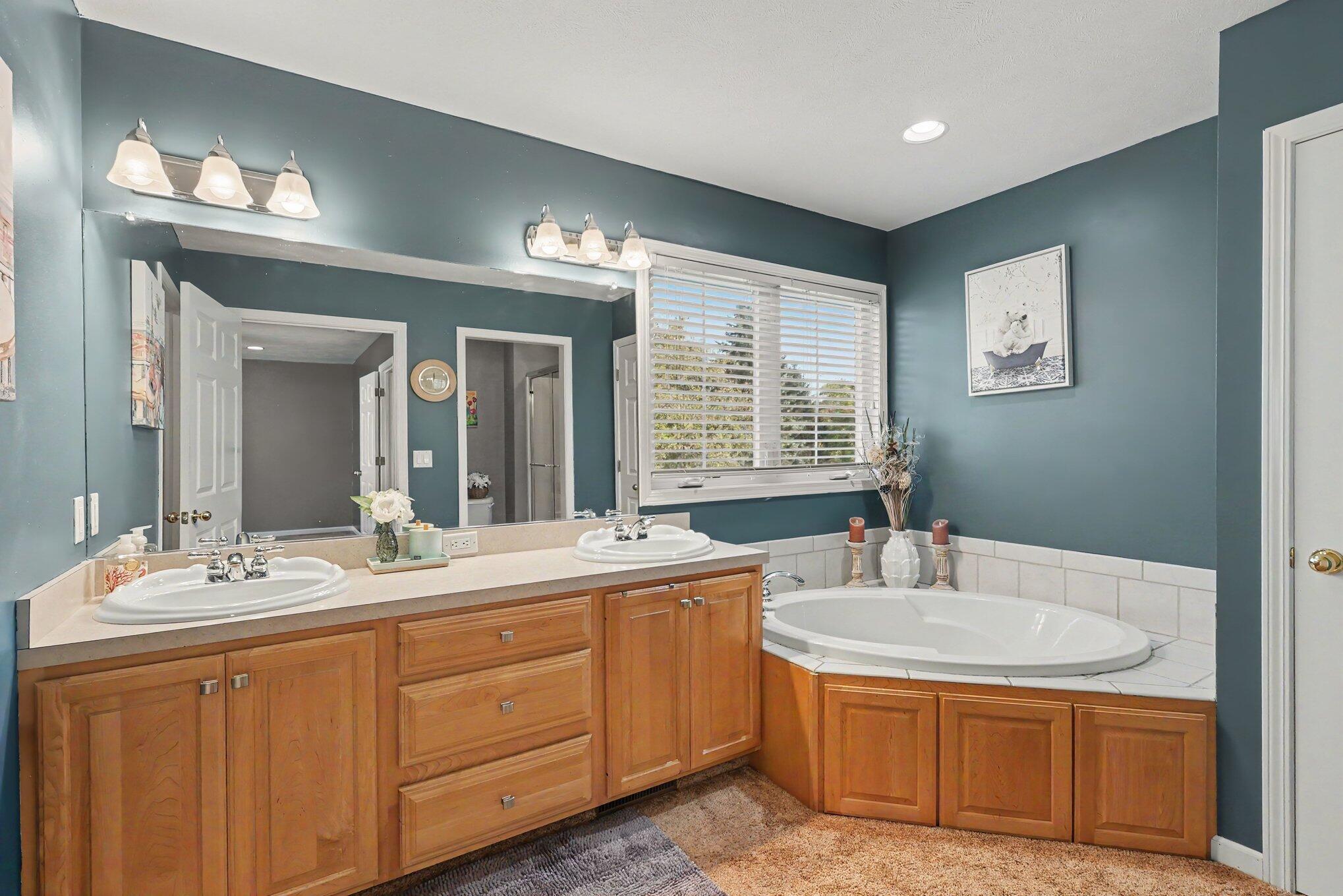 2586 Marble Court Zeeland MI 49464