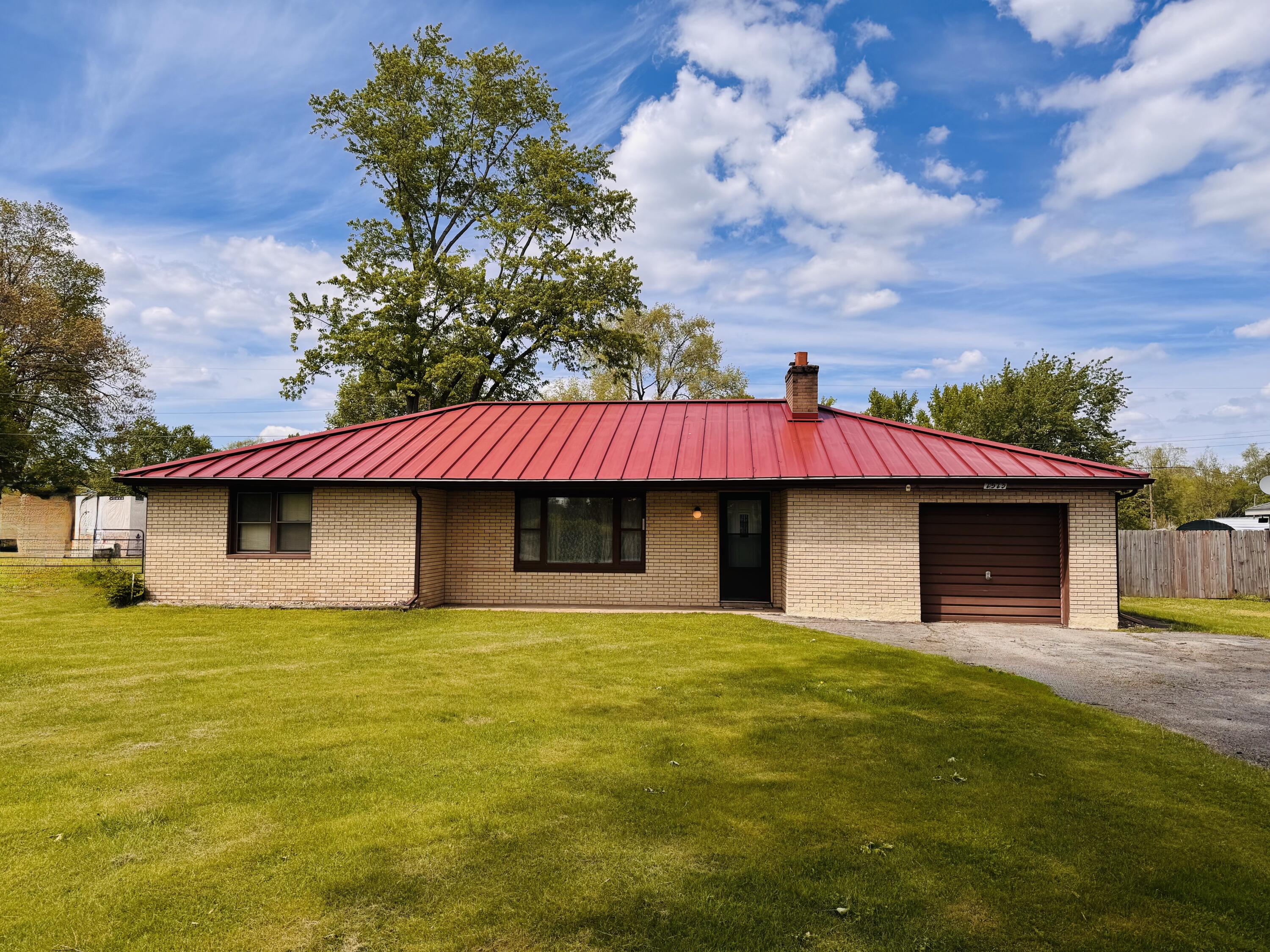 2523 Lake Shore Drive Niles MI 49120
