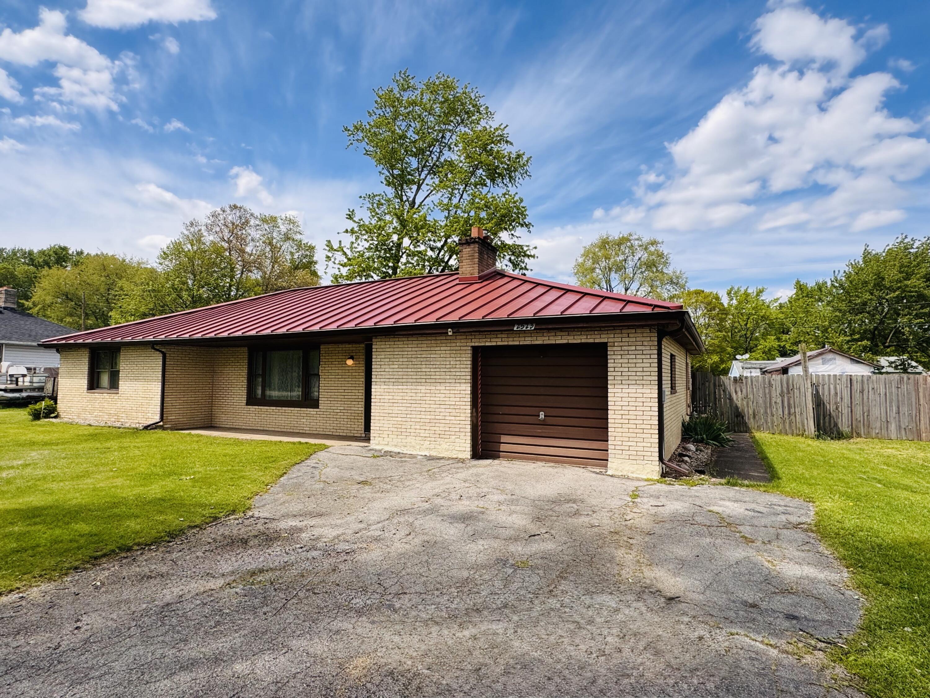 2523 Lake Shore Drive Niles MI 49120