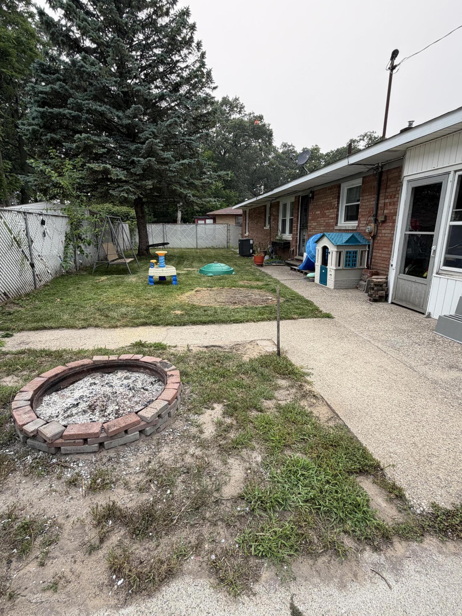 1499 Eastwood Drive Muskegon MI 49442