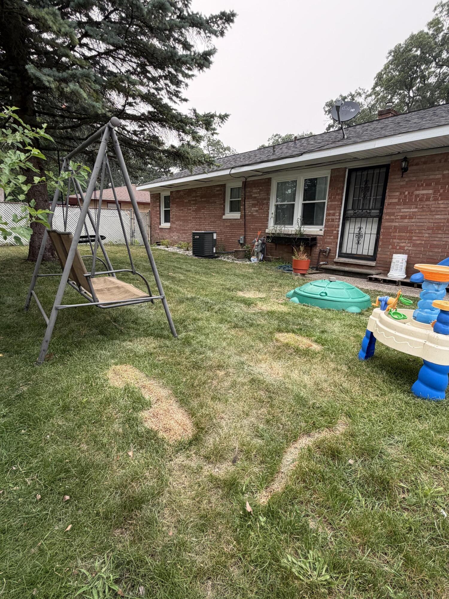 1499 Eastwood Drive Muskegon MI 49442