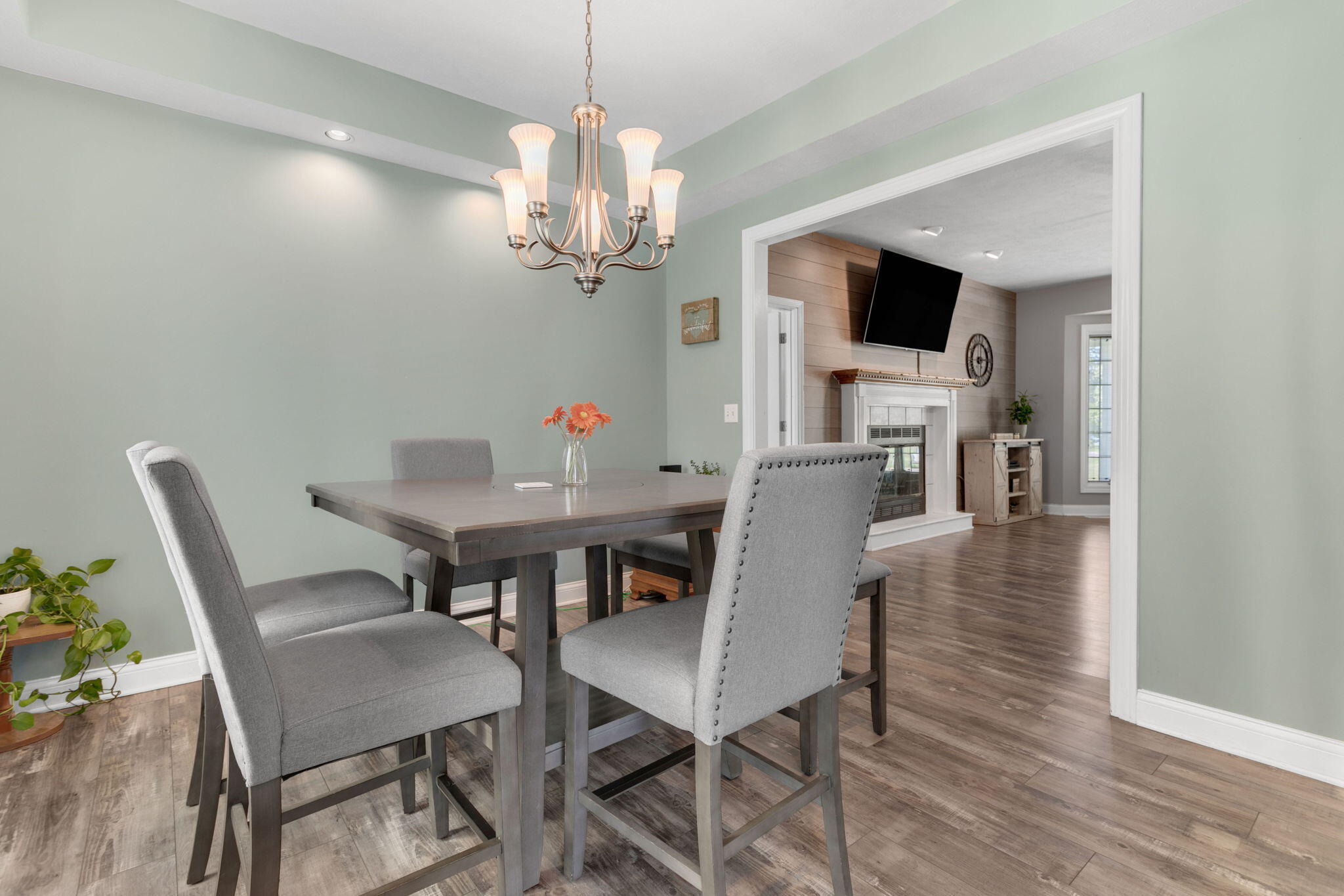 23099 S Shore Drive Edwardsburg MI 49112