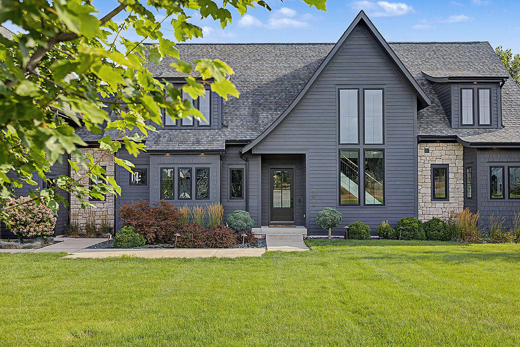5869 Montreux Hills Drive NE Ada MI 49301