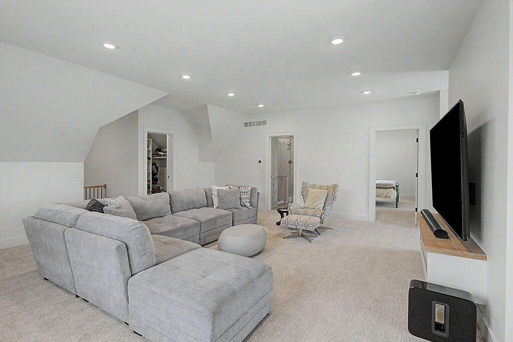 5869 Montreux Hills Drive NE Ada MI 49301