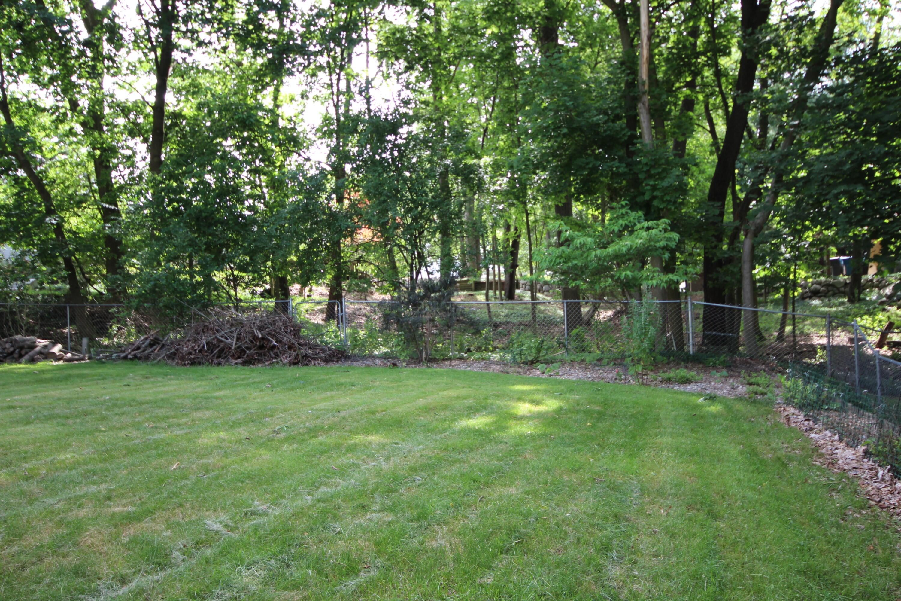 2334 Frederick Avenue Kalamazoo MI 49008