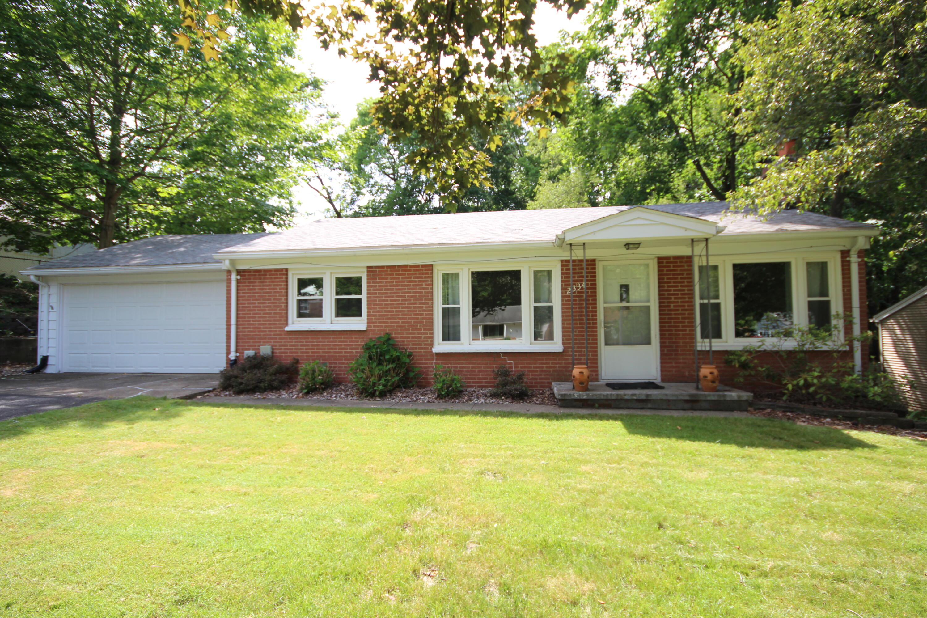 2334 Frederick Avenue Kalamazoo MI 49008