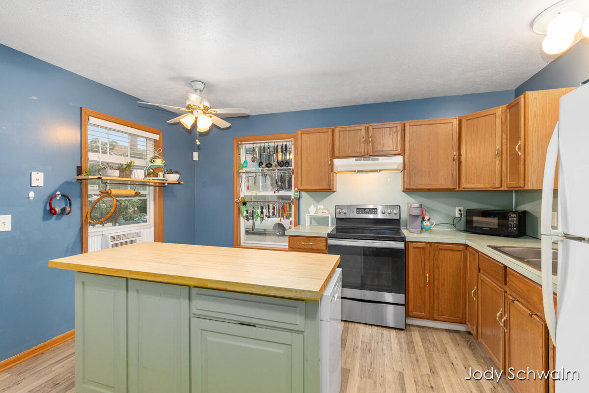 1101 Cass Avenue SE Grand Rapids MI 49507