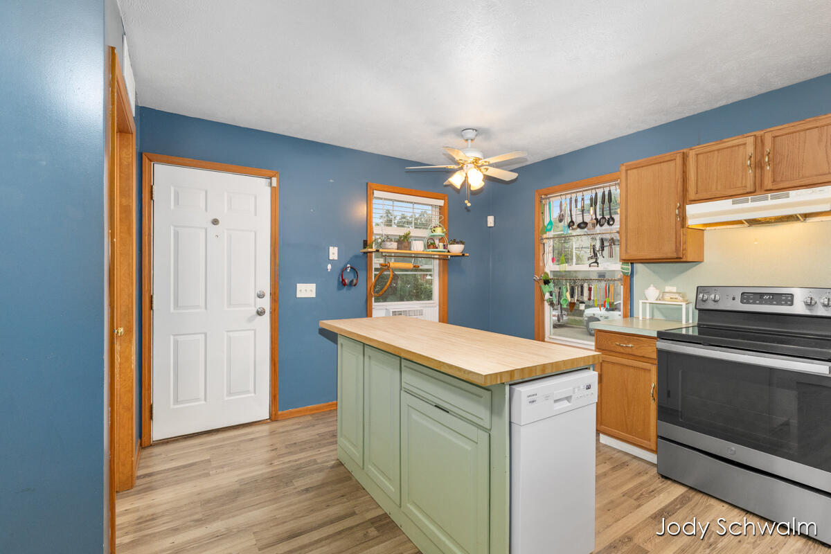1101 Cass Avenue SE Grand Rapids MI 49507