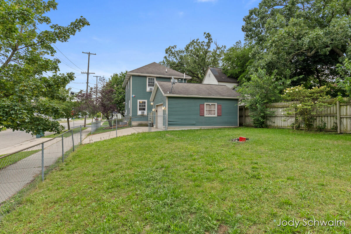 1101 Cass Avenue SE Grand Rapids MI 49507