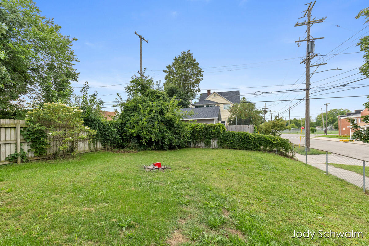 1101 Cass Avenue SE Grand Rapids MI 49507