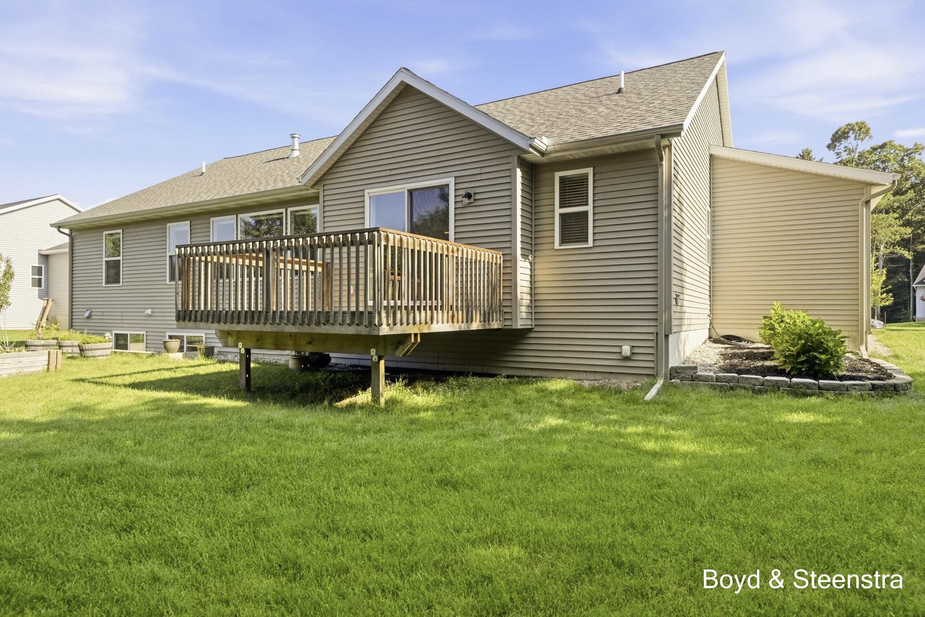 13092 Boulderway Trail Grand Haven MI 49417