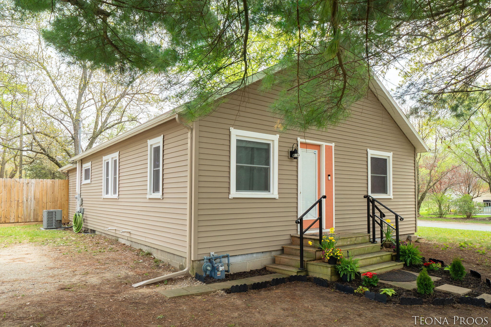 221 Bridge Road Allegan MI 49010