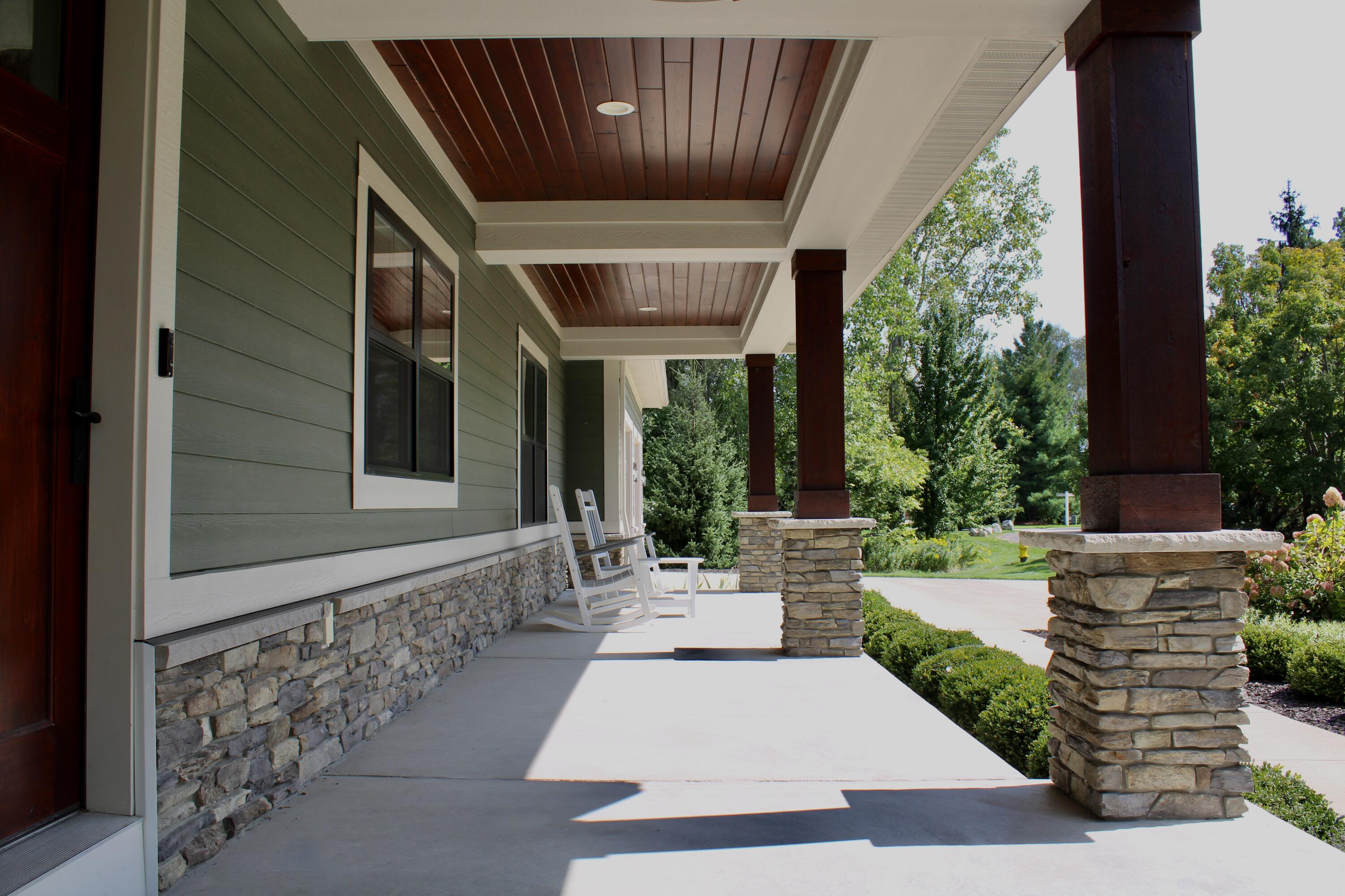 3781 Bridgehampton Drive NE Drive NE Grand Rapids MI 49546