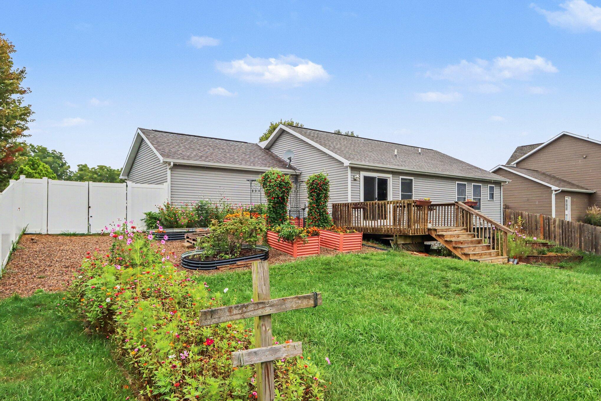7666 Stermer Drive Kalamazoo MI 49048
