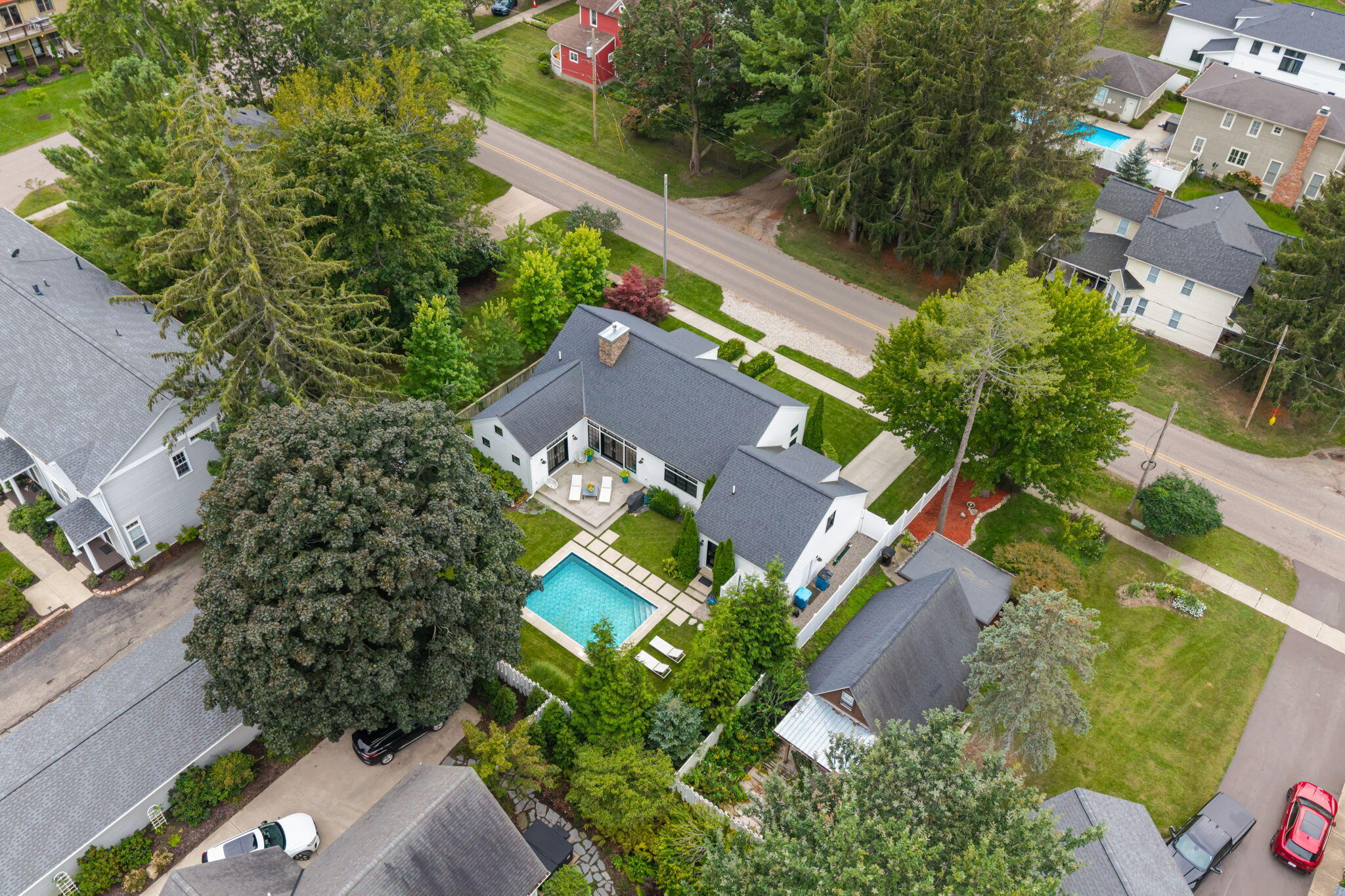 135 Main Street Douglas MI 49406