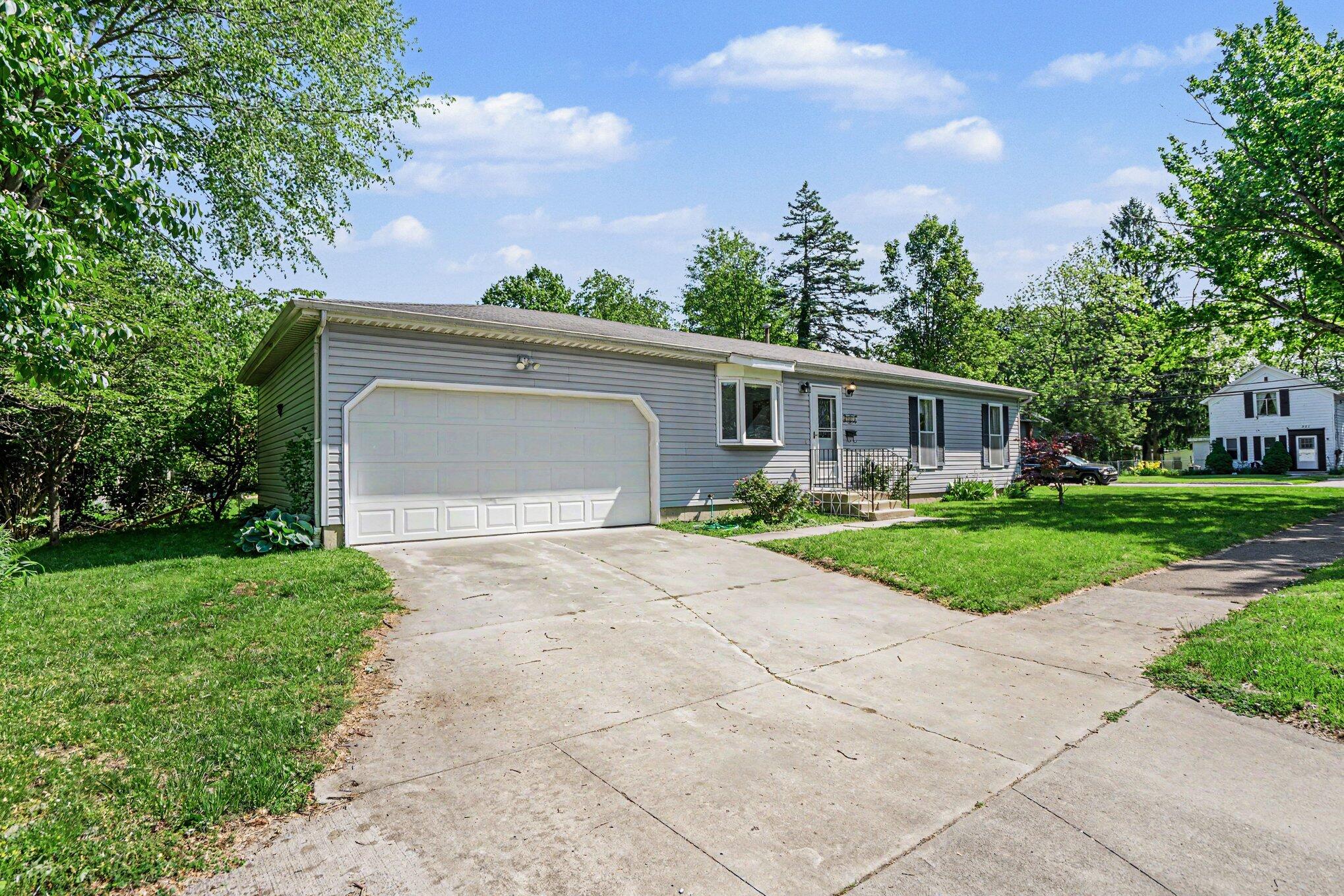 317 Brookfield Street Niles MI 49120