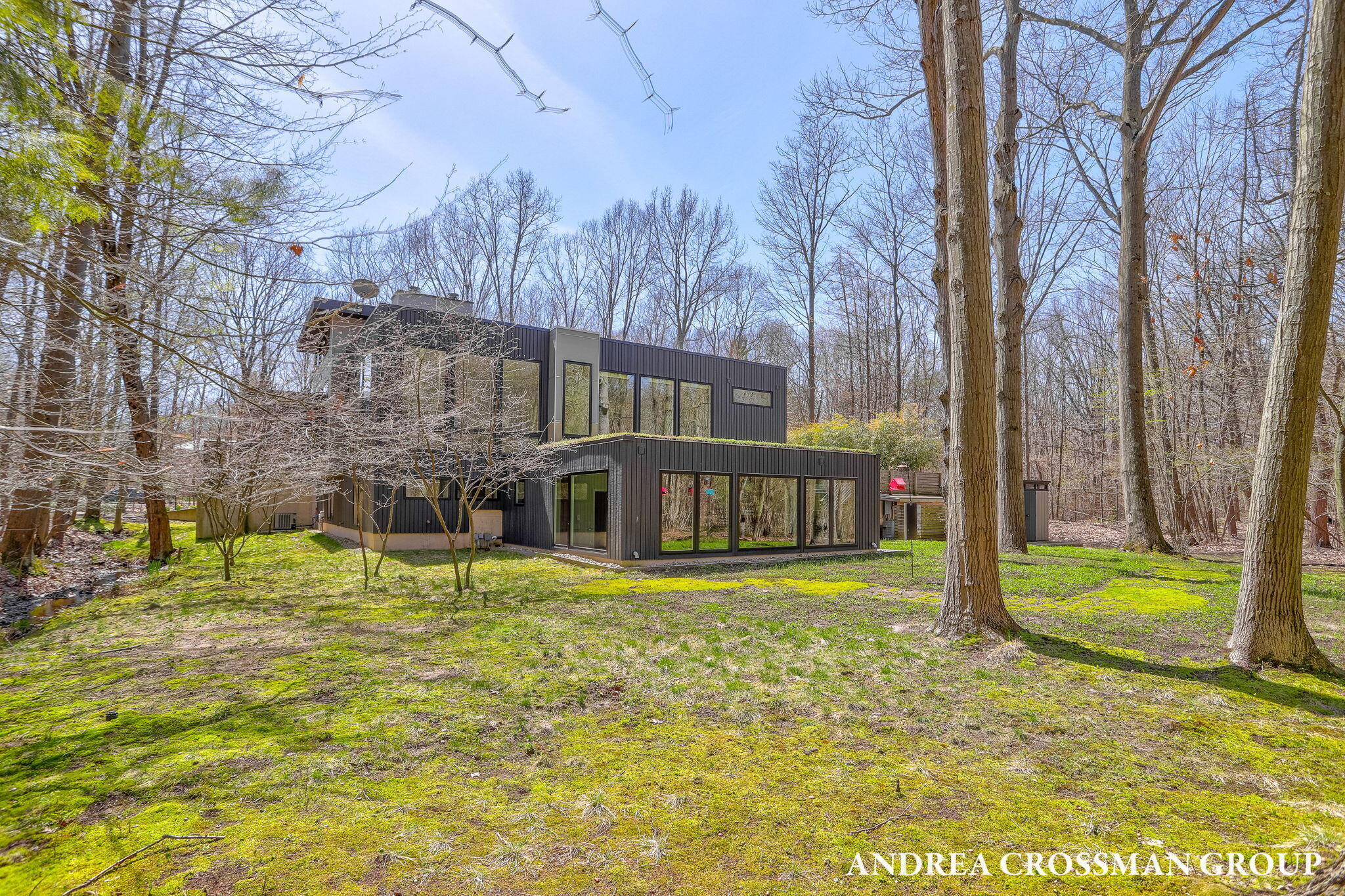 6919 Bendemeer Drive Fennville MI 49408