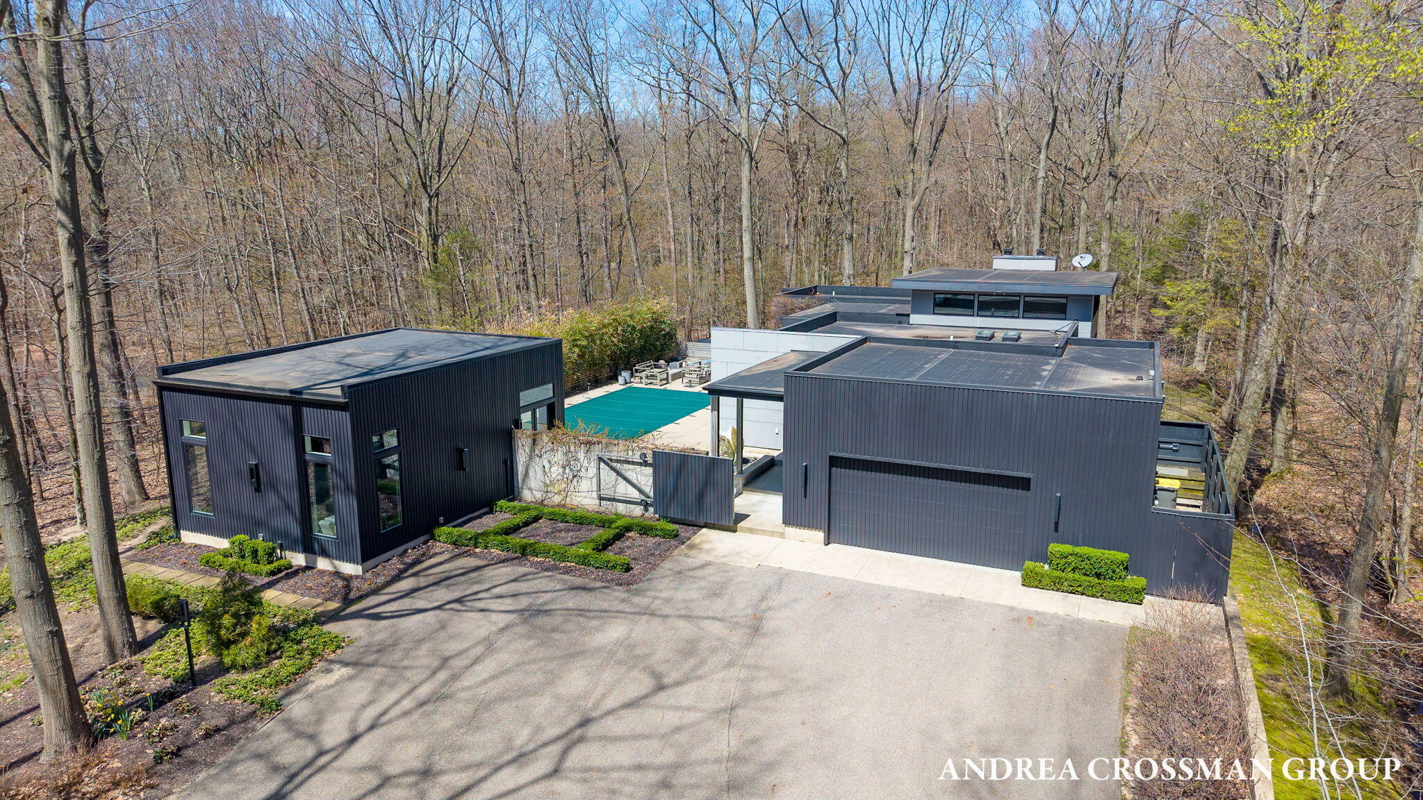 6919 Bendemeer Drive Fennville MI 49408