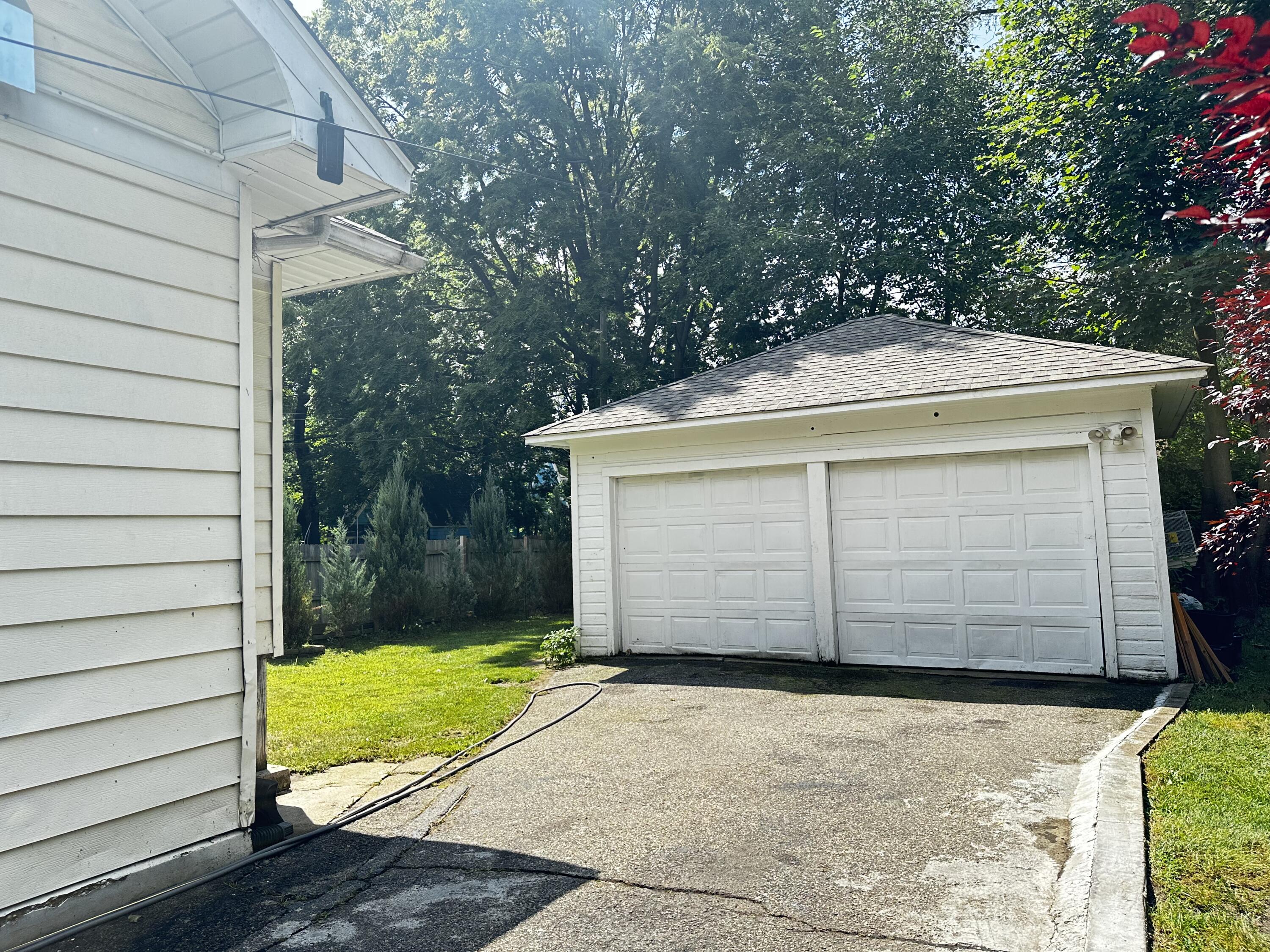 912 Reed Avenue Kalamazoo MI 49001