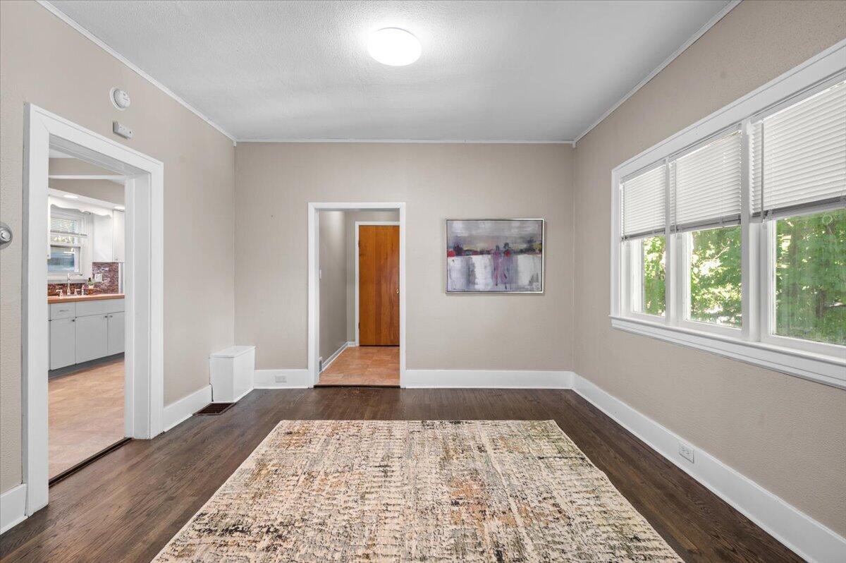 657 Lydia Street NE Grand Rapids MI 49503