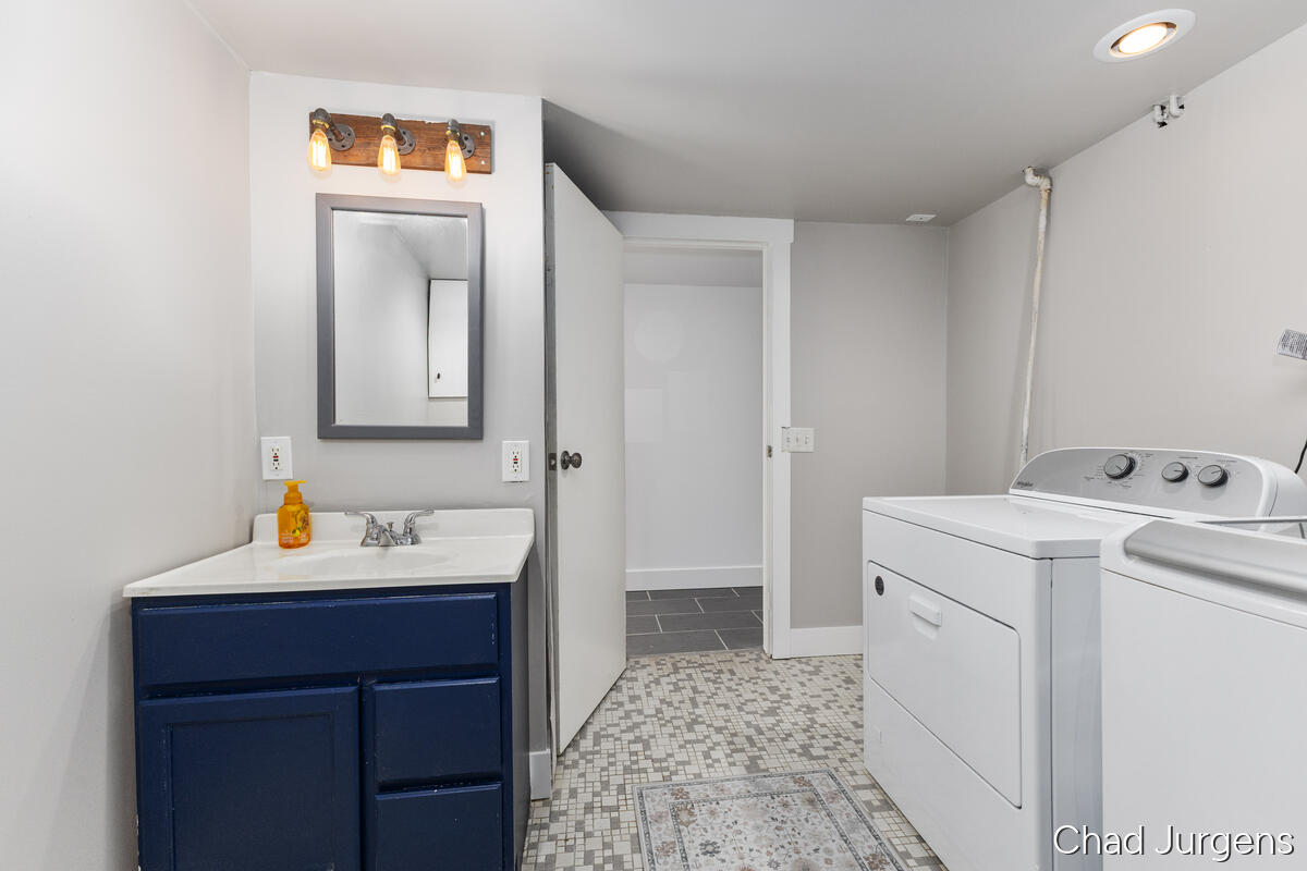 854 Covell Avenue NW Grand Rapids MI 49504