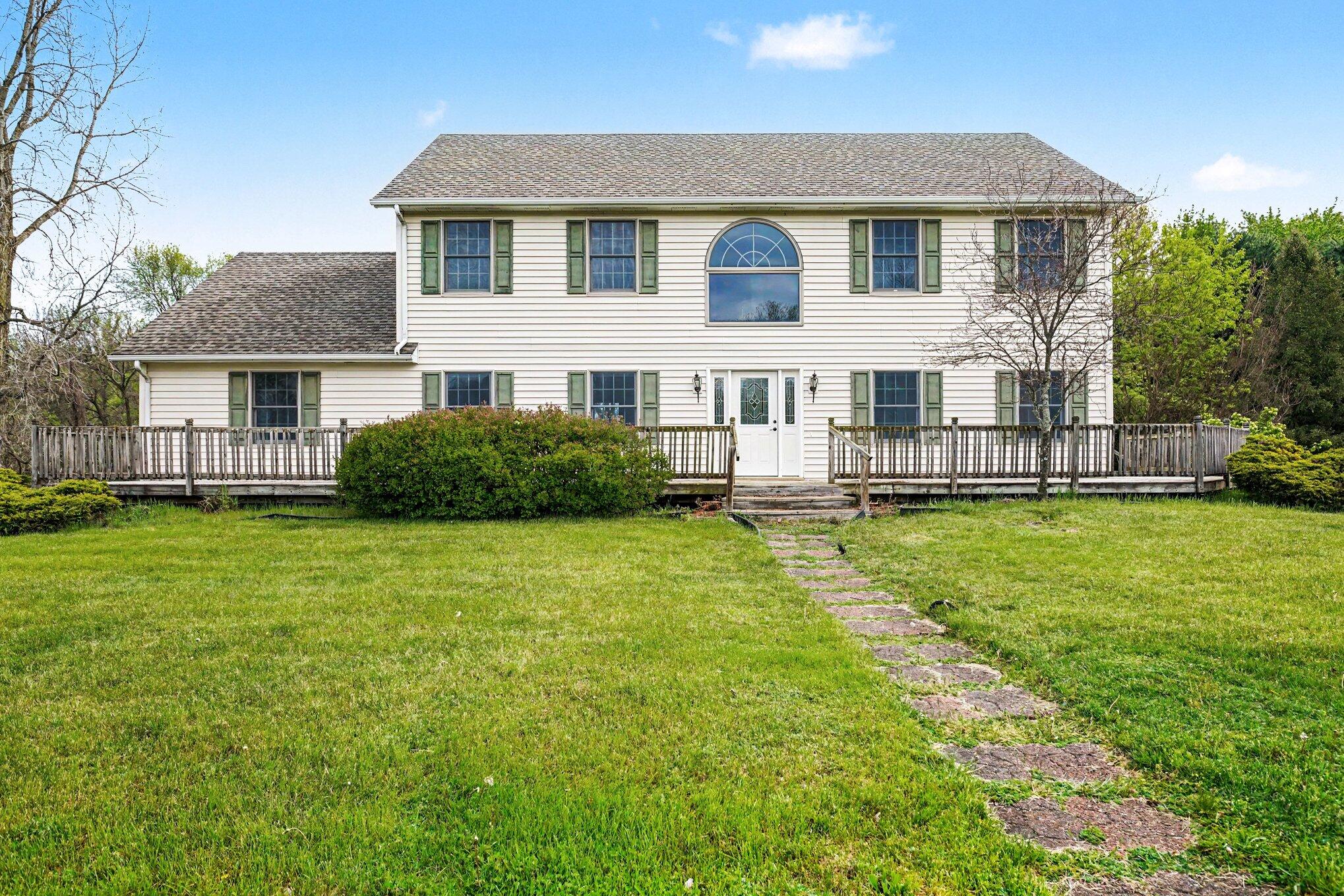 28810 Coulter Street Edwardsburg MI 49112