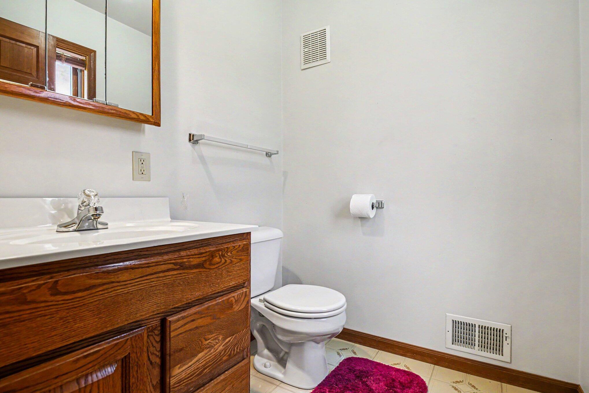 28810 Coulter Street Edwardsburg MI 49112