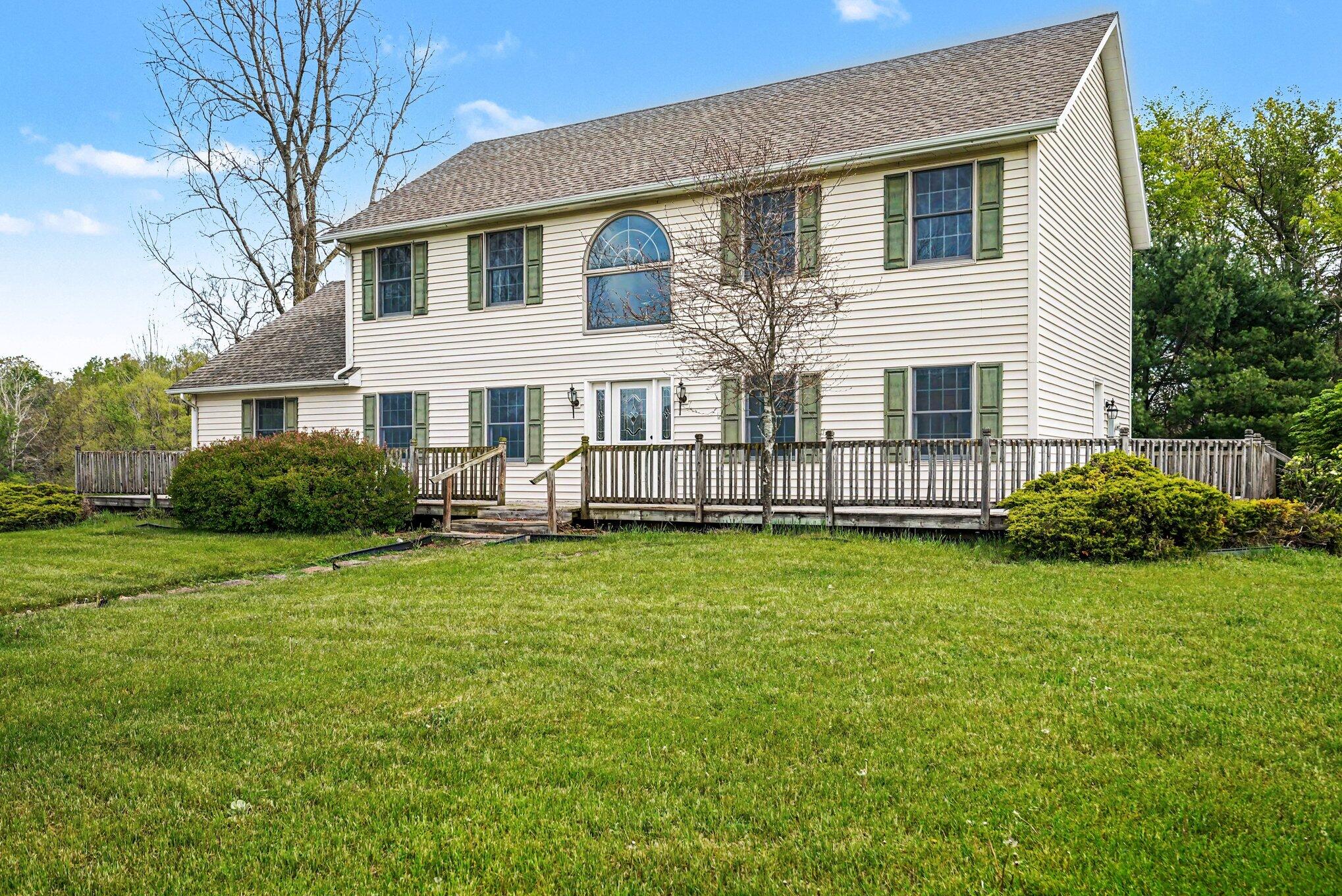 28810 Coulter Street Edwardsburg MI 49112