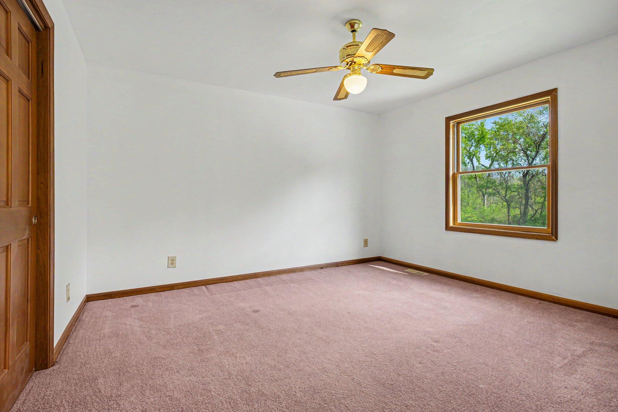28810 Coulter Street Edwardsburg MI 49112