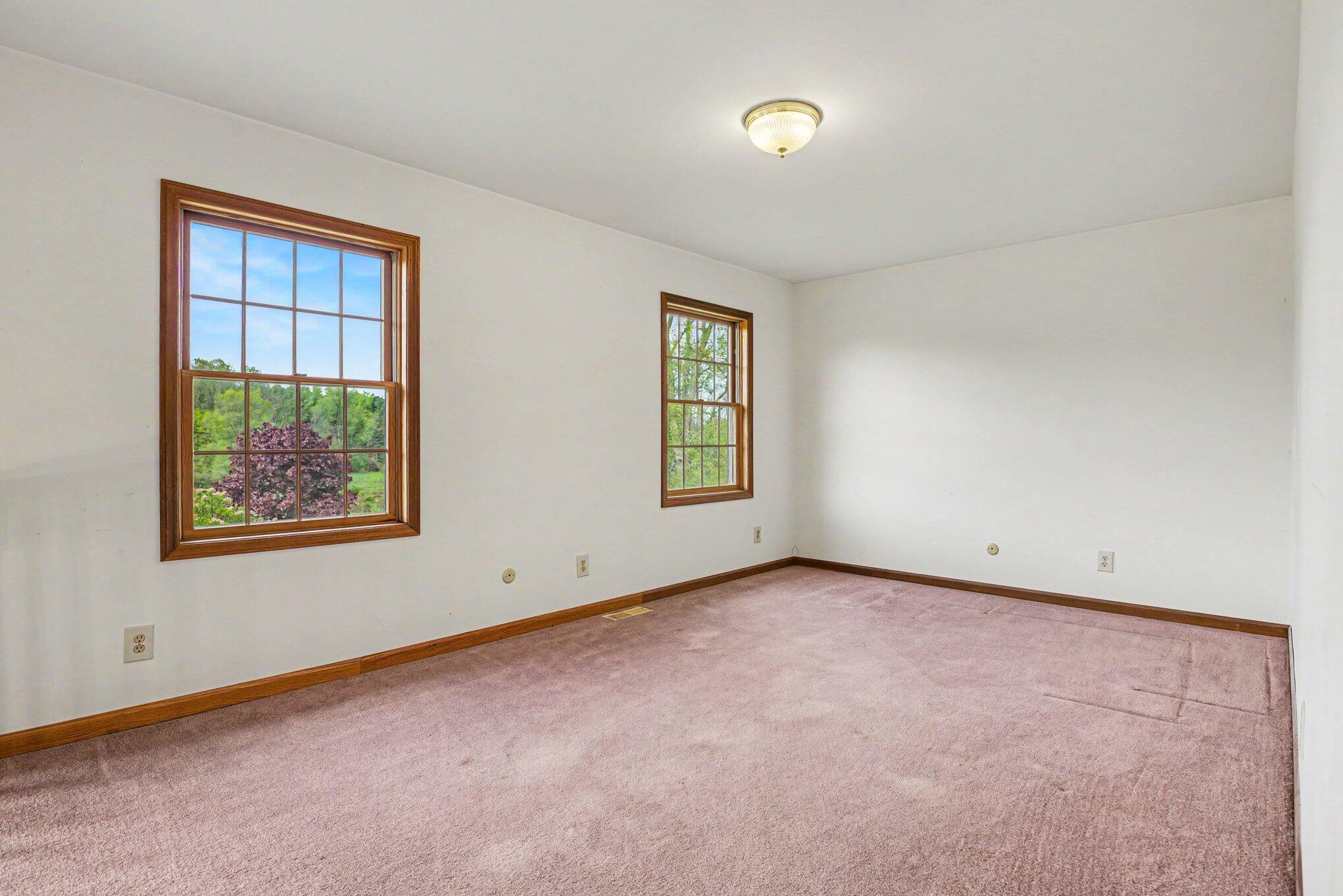 28810 Coulter Street Edwardsburg MI 49112