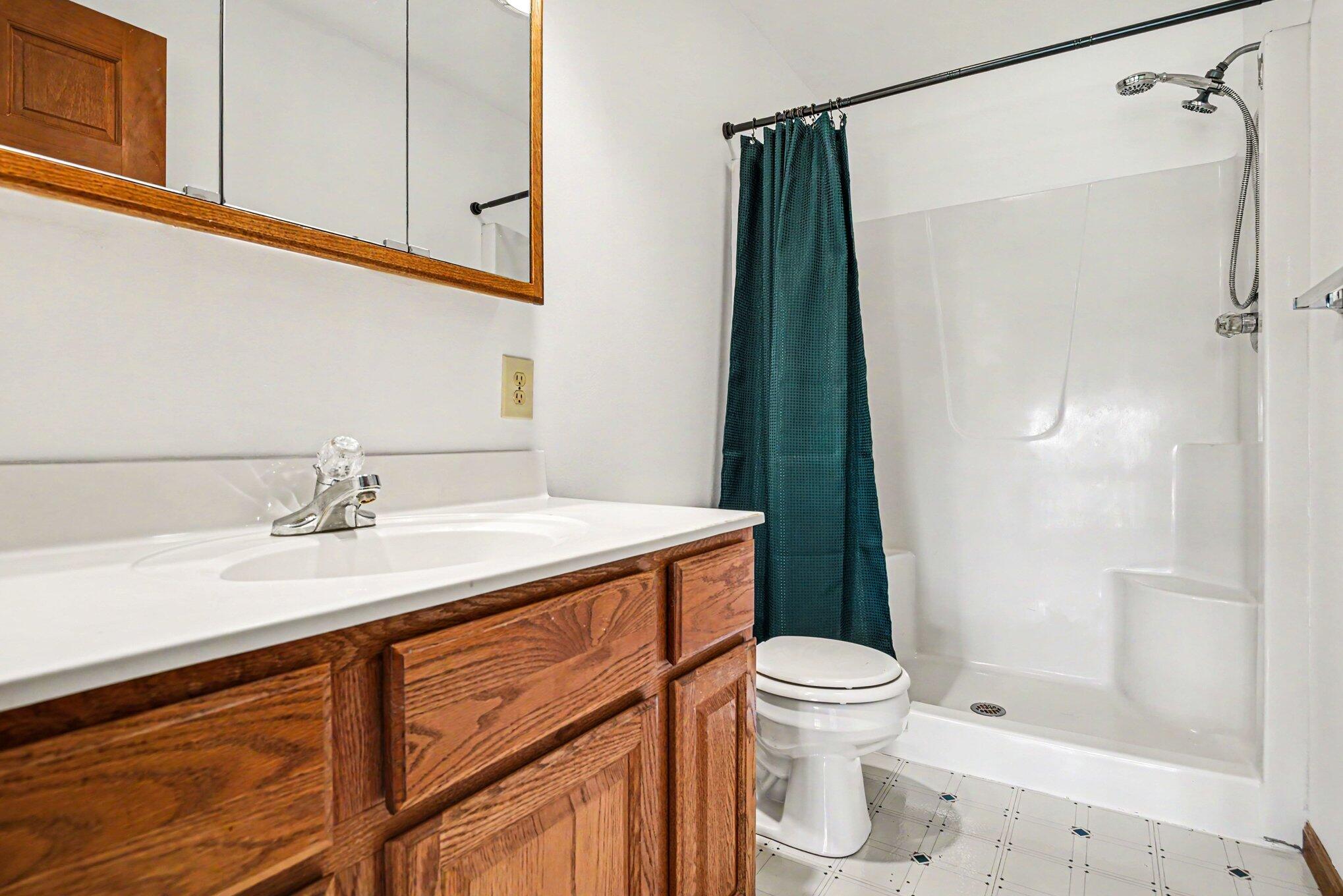 28810 Coulter Street Edwardsburg MI 49112