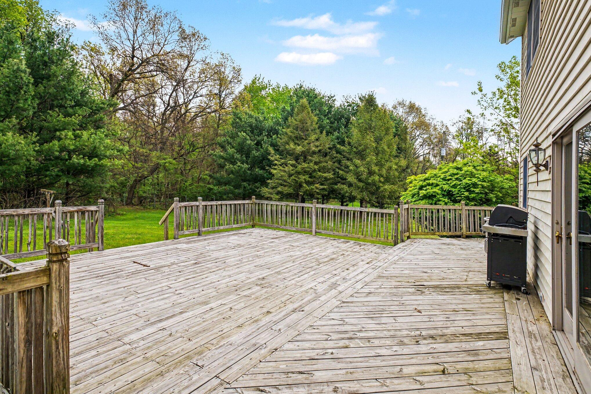 28810 Coulter Street Edwardsburg MI 49112
