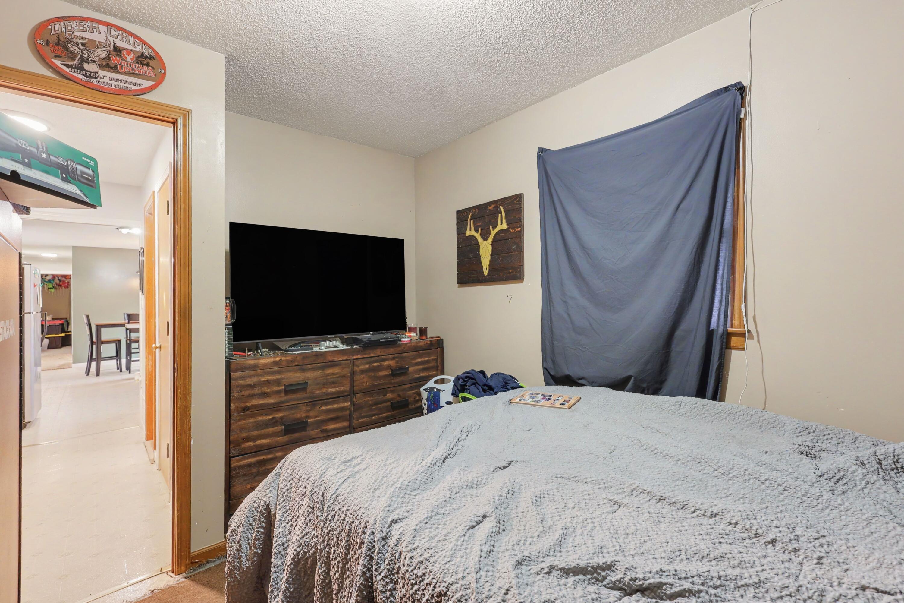 1127 S Drent Road Muskegon MI 49442