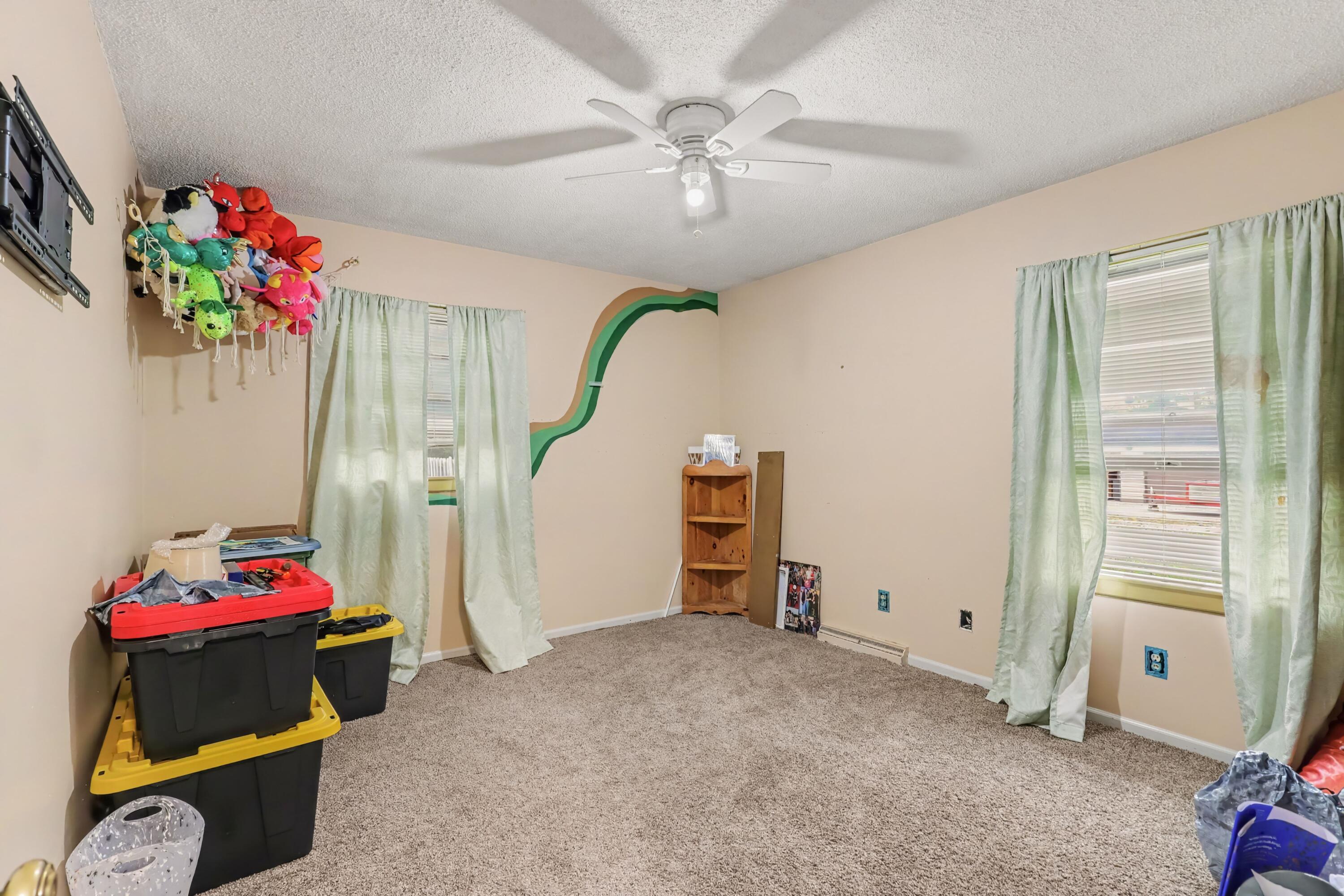 1127 S Drent Road Muskegon MI 49442