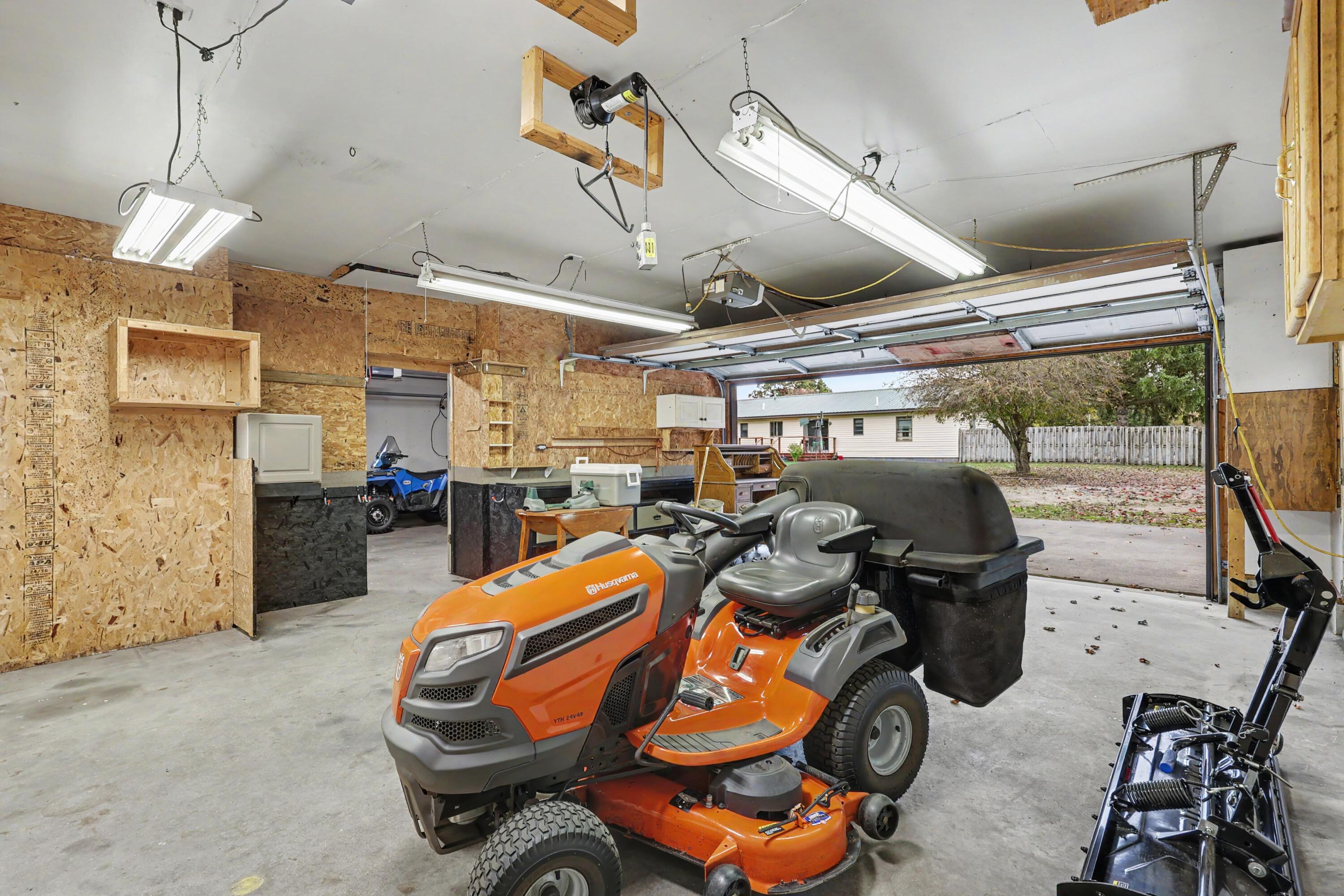 1127 S Drent Road Muskegon MI 49442