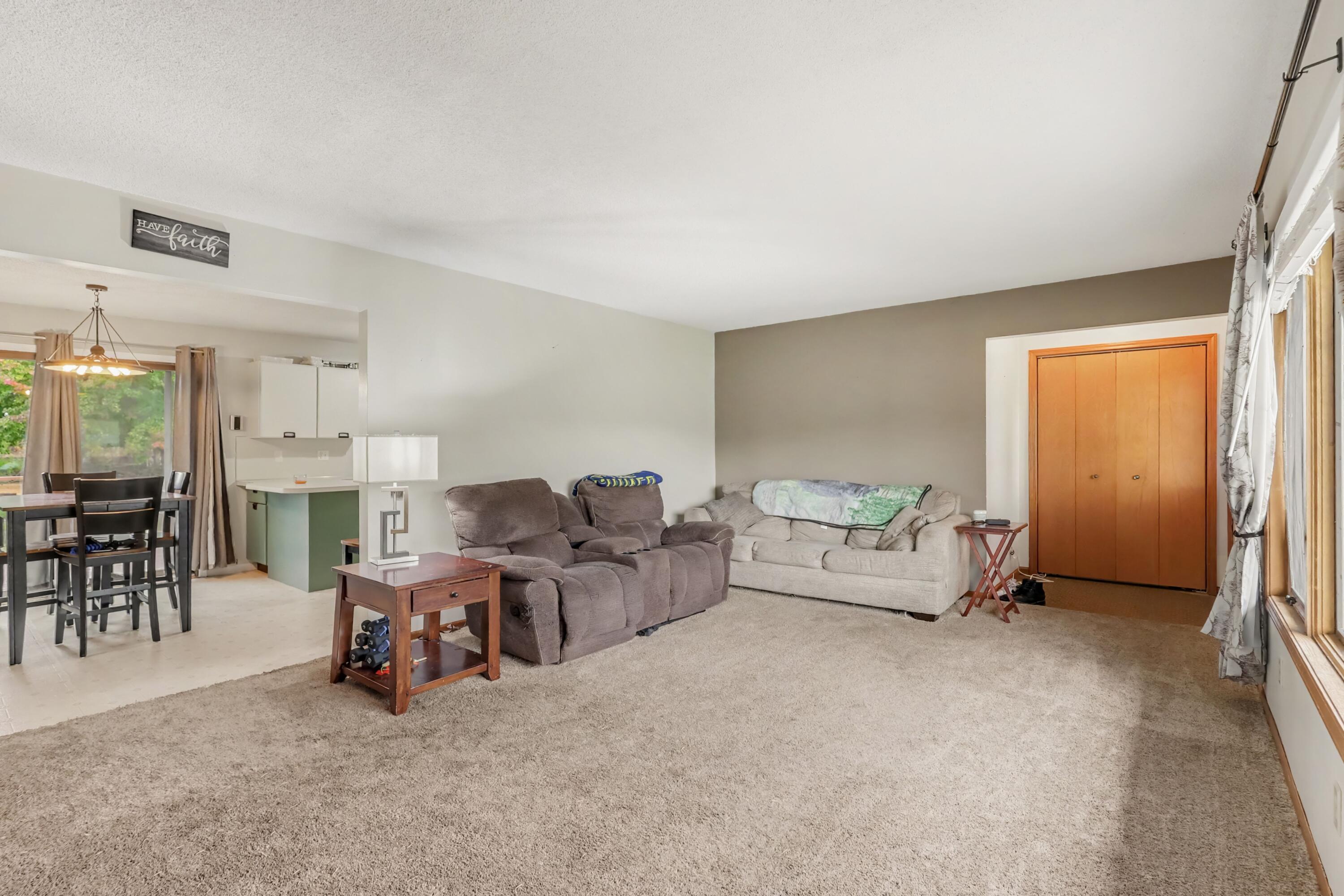 1127 S Drent Road Muskegon MI 49442