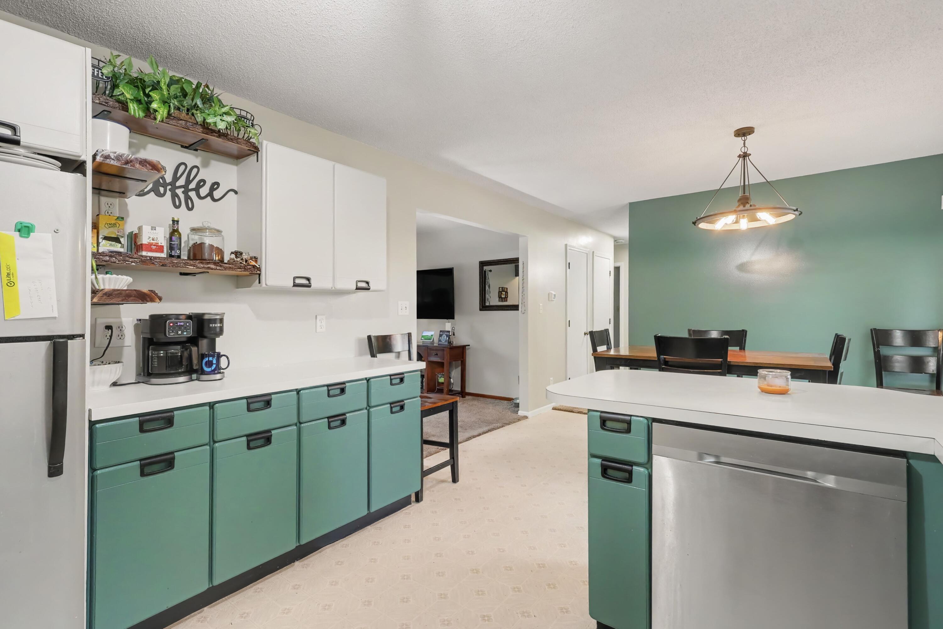 1127 S Drent Road Muskegon MI 49442