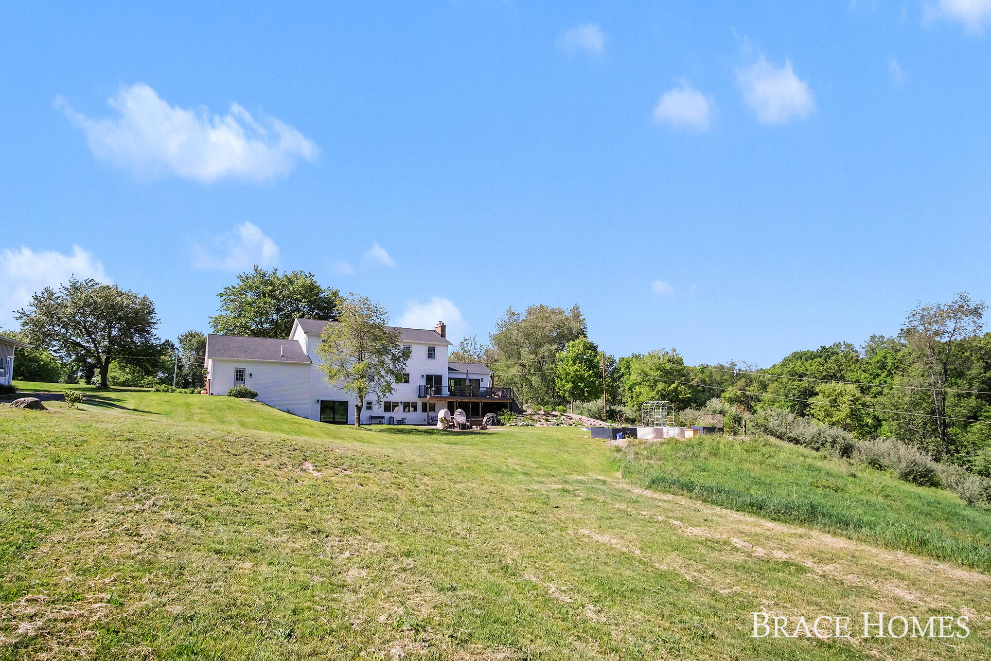 5685 11 Mile Road NE Rockford MI 49341