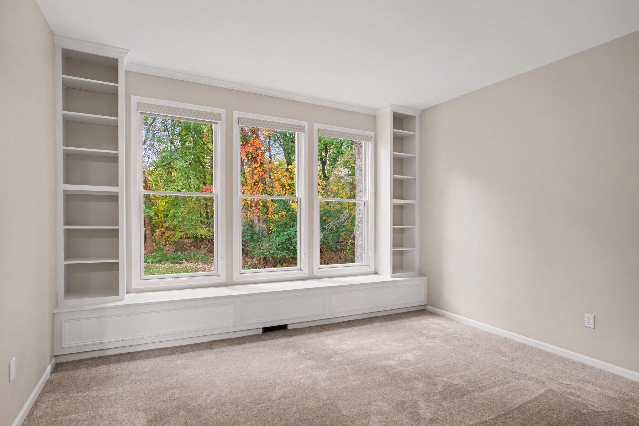 2358 Arbor Tree Court SE Grand Rapids MI 49546