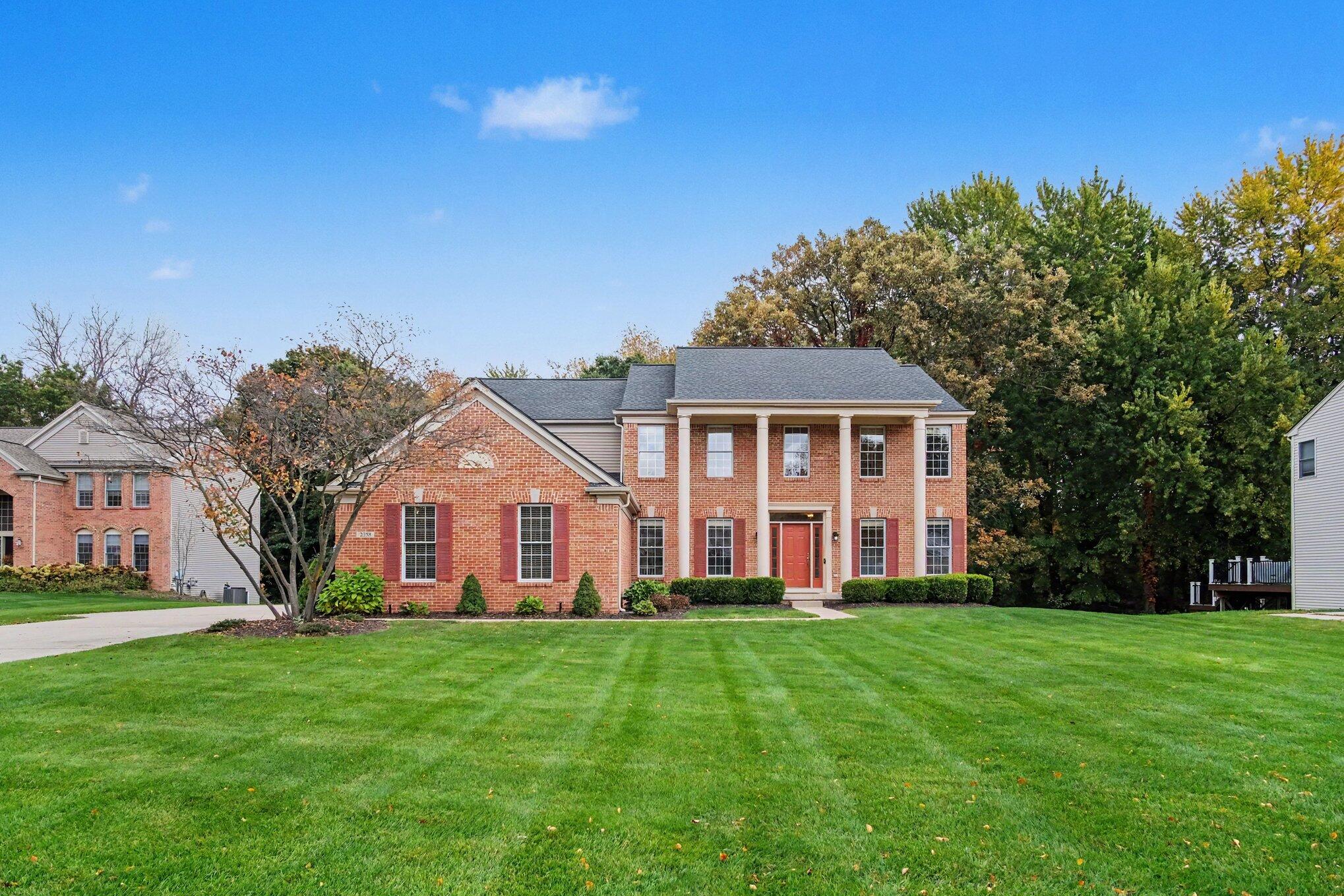 2358 Arbor Tree Court SE Grand Rapids MI 49546