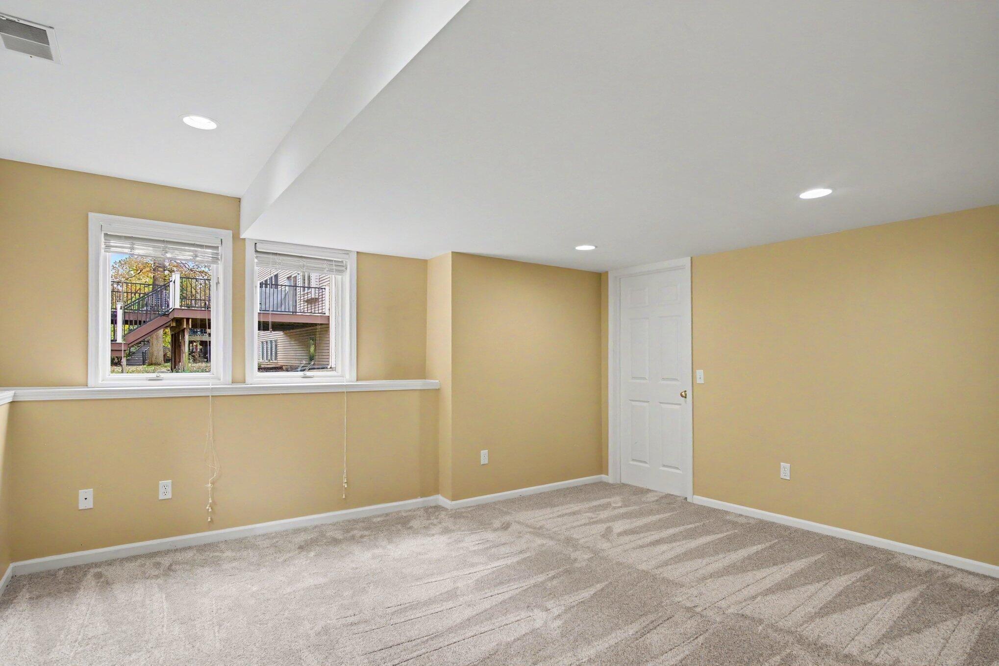 2358 Arbor Tree Court SE Grand Rapids MI 49546