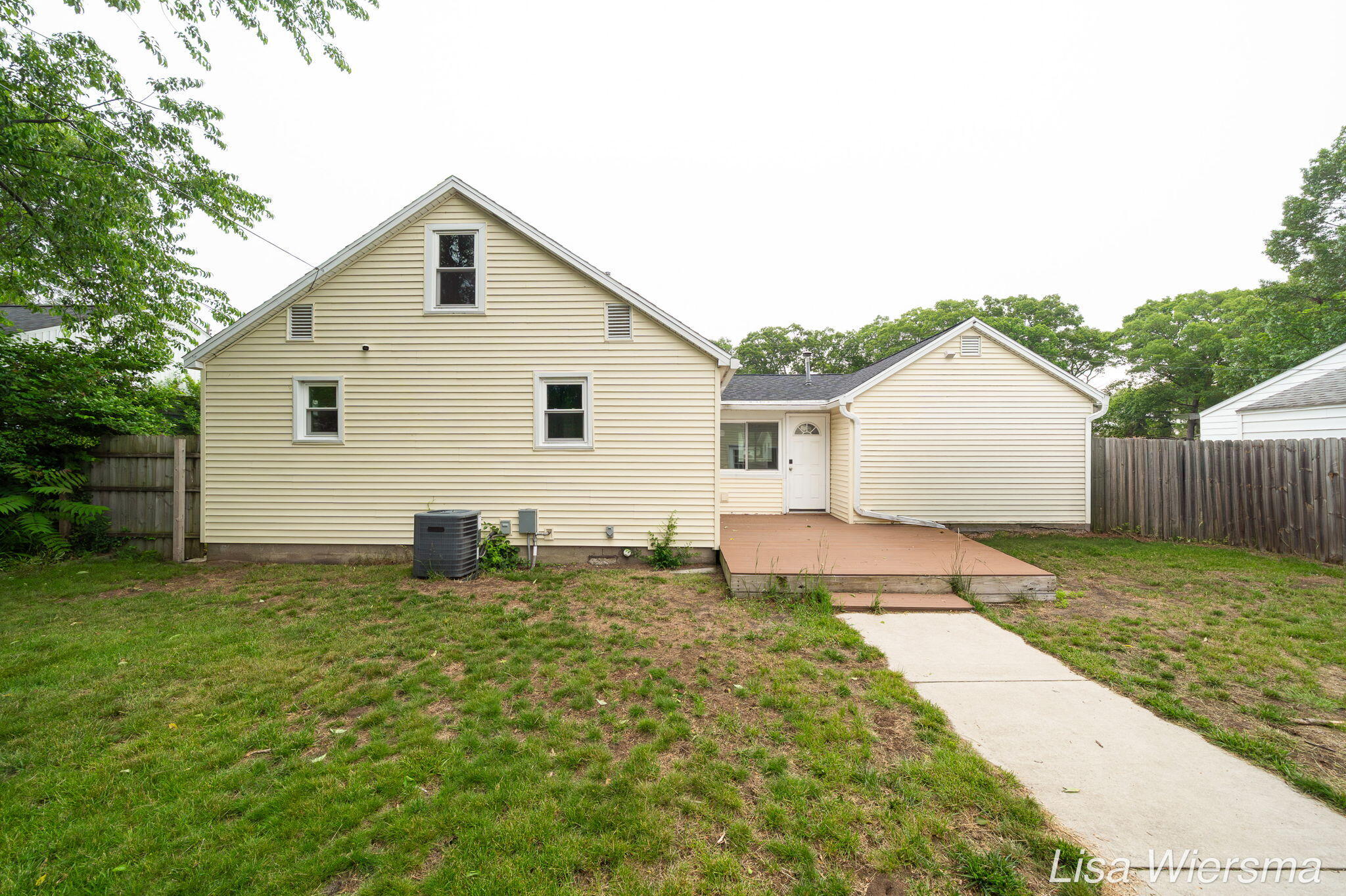 2357 Crozier Avenue Muskegon MI 49441
