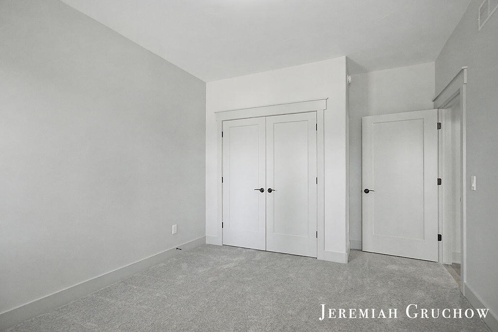 2160 Engleside Drive SE Grand Rapids MI 49546