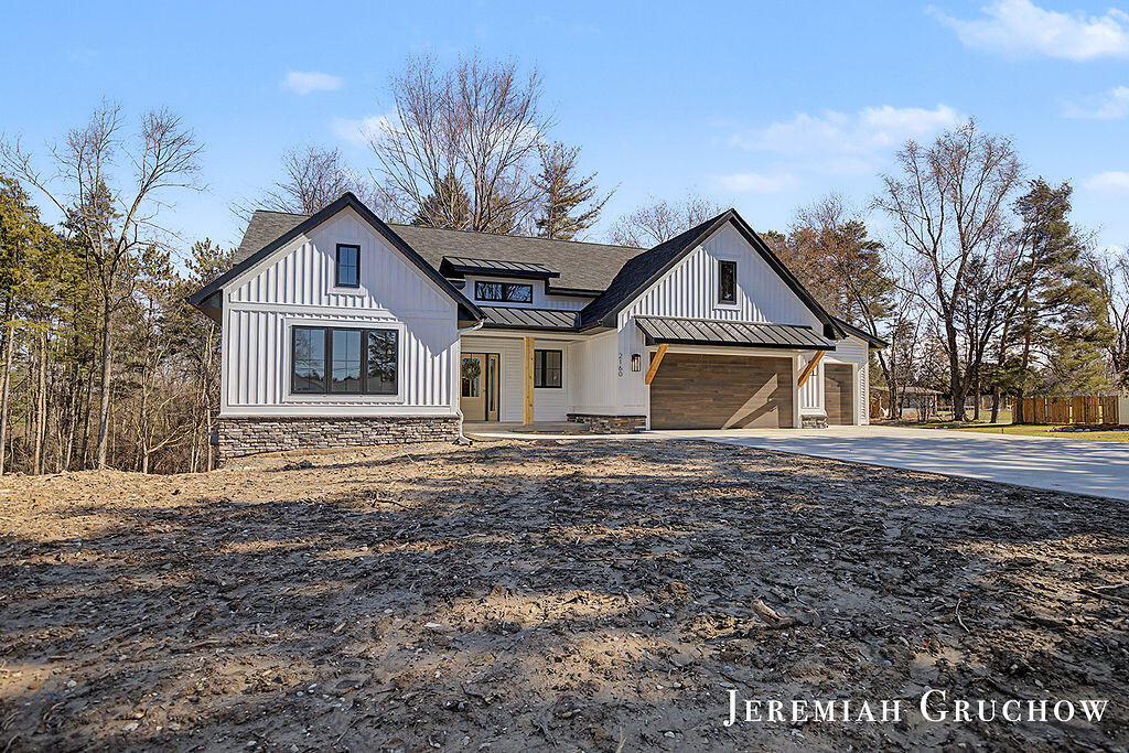 2160 Engleside Drive SE Grand Rapids MI 49546