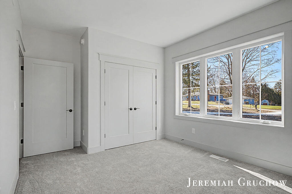 2160 Engleside Drive SE Grand Rapids MI 49546